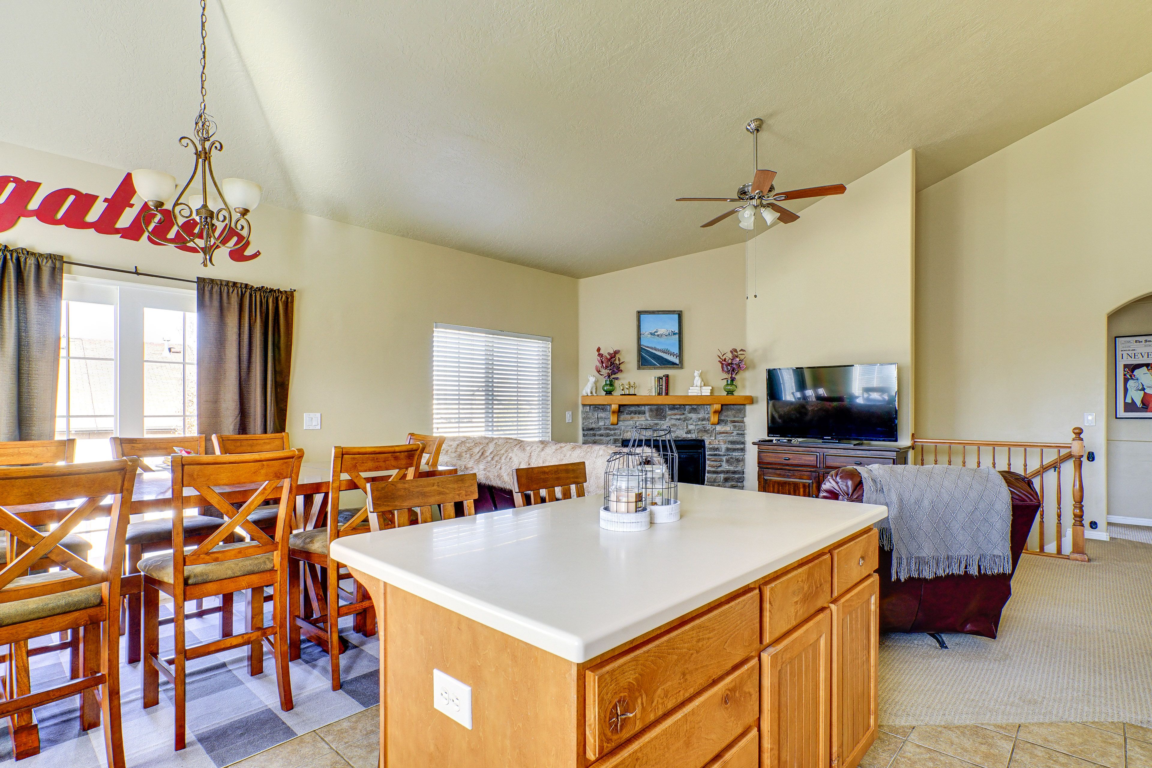 Kitchen | Main Level