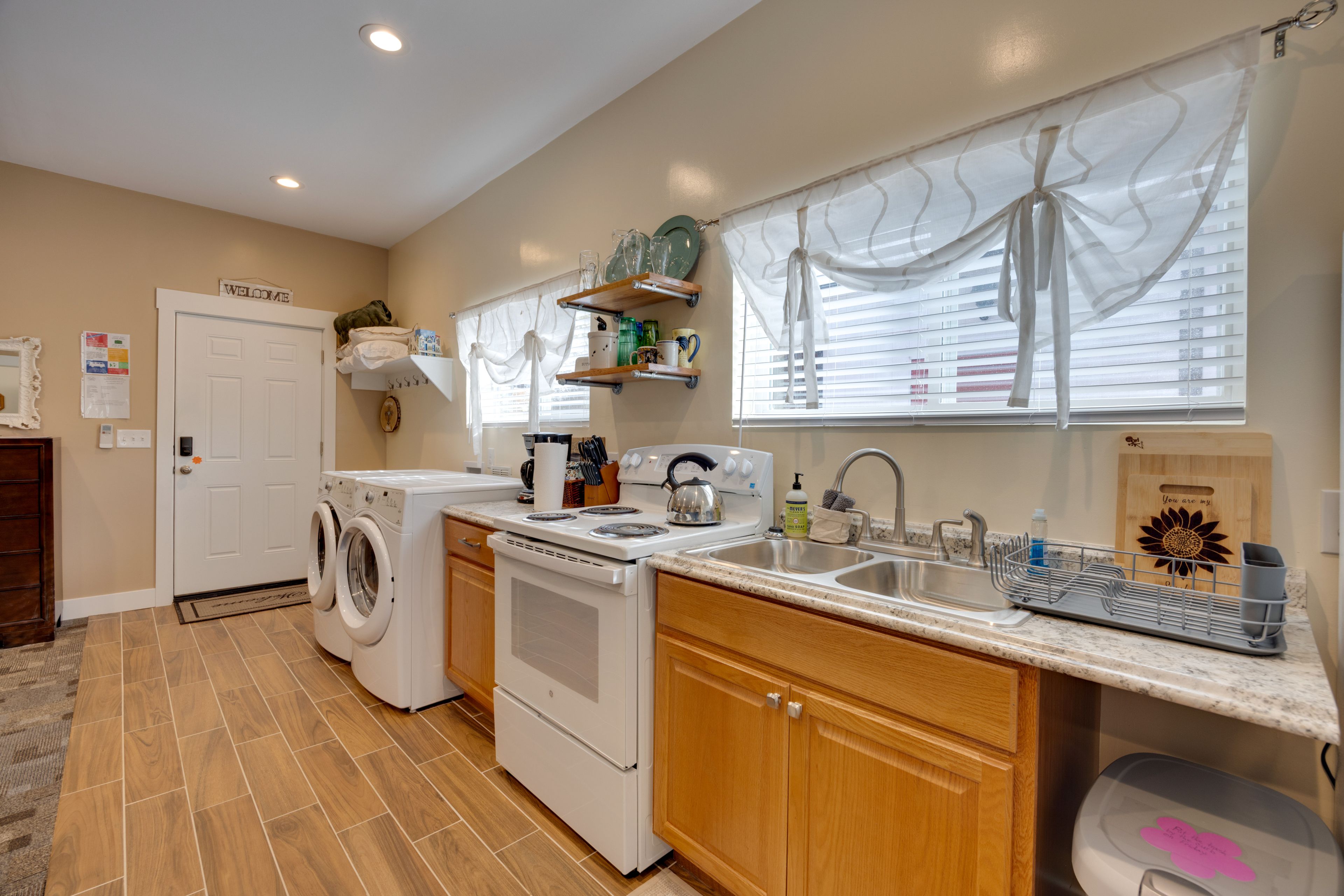 Kitchen | Drip Coffee Maker | Dishware & Flatware | Washer & Dryer