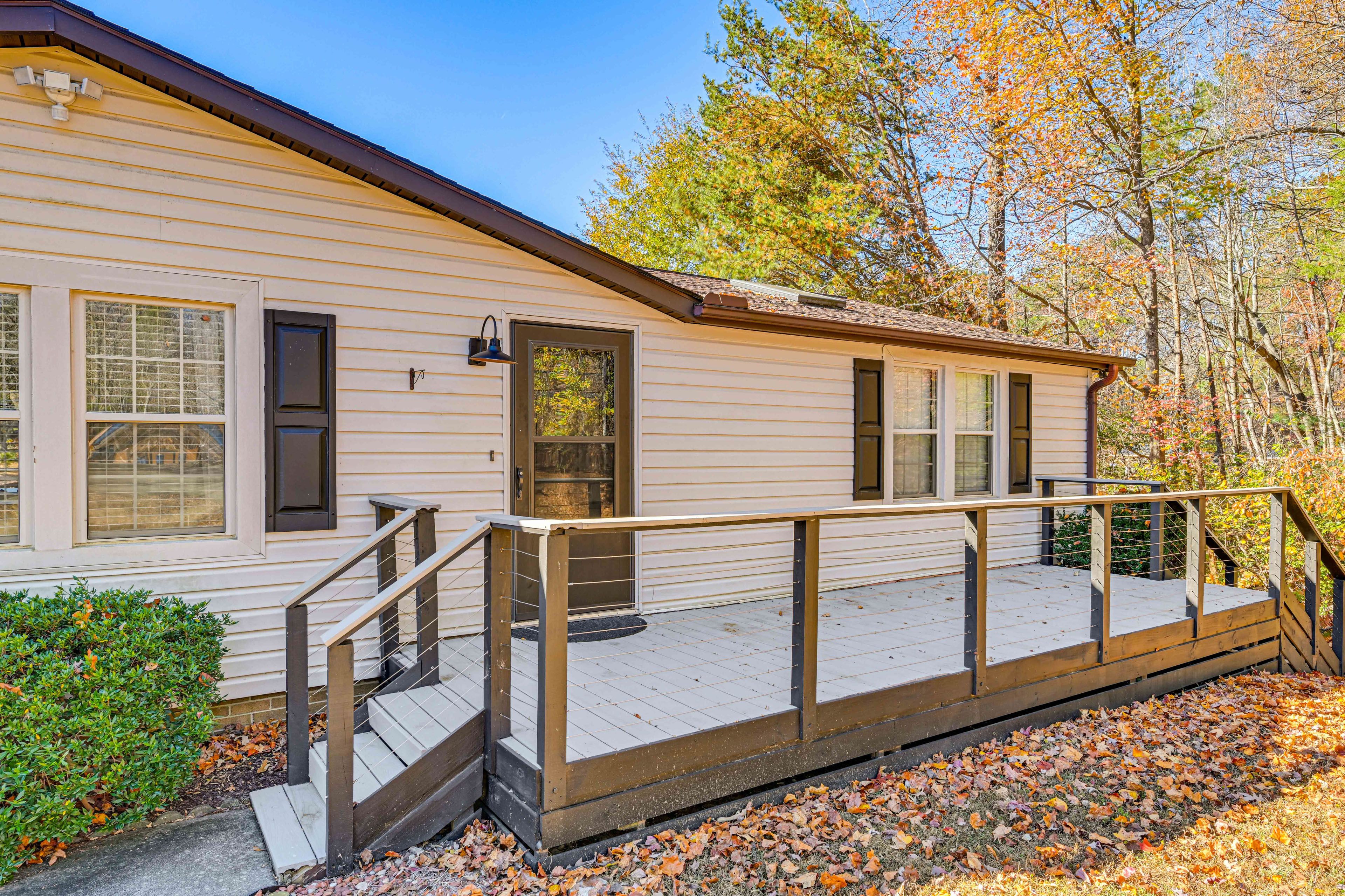 Home Exterior | Entry