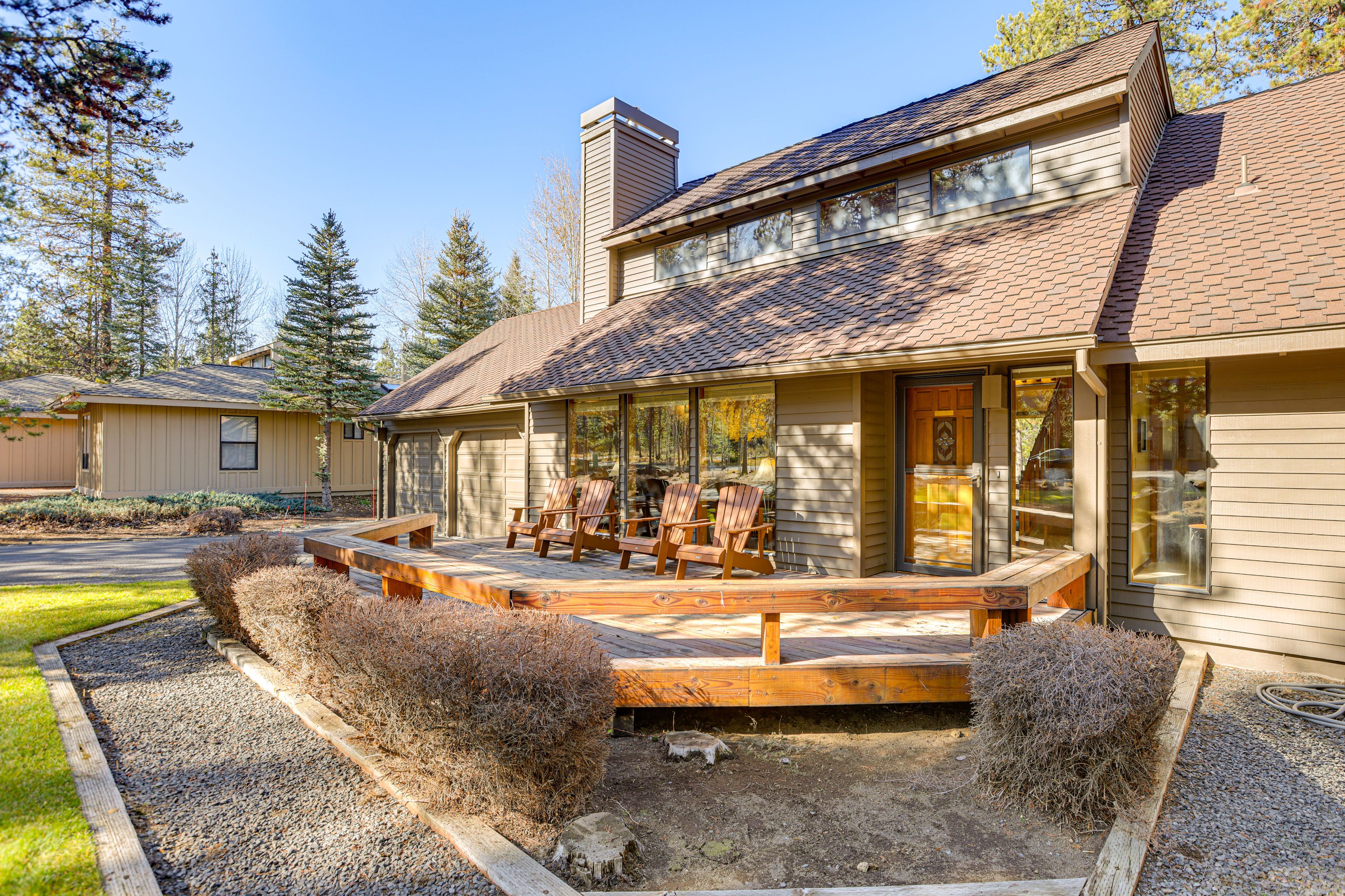 Sunriver Vacation Rental | 3BR | 3BA | 1,725 Sq Ft | 2 Steps to Enter