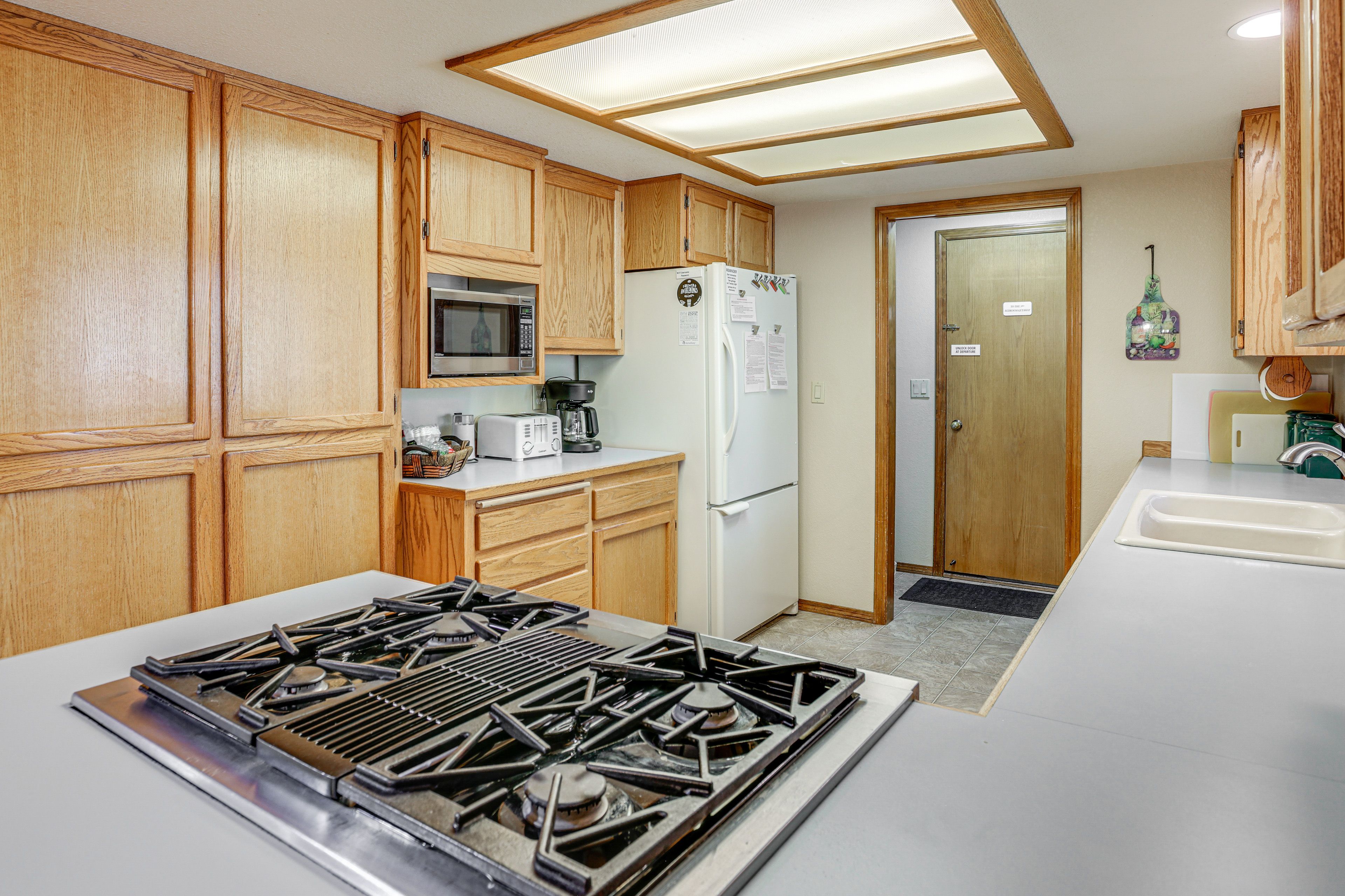 Kitchen | Dishwasher | 1st Floor