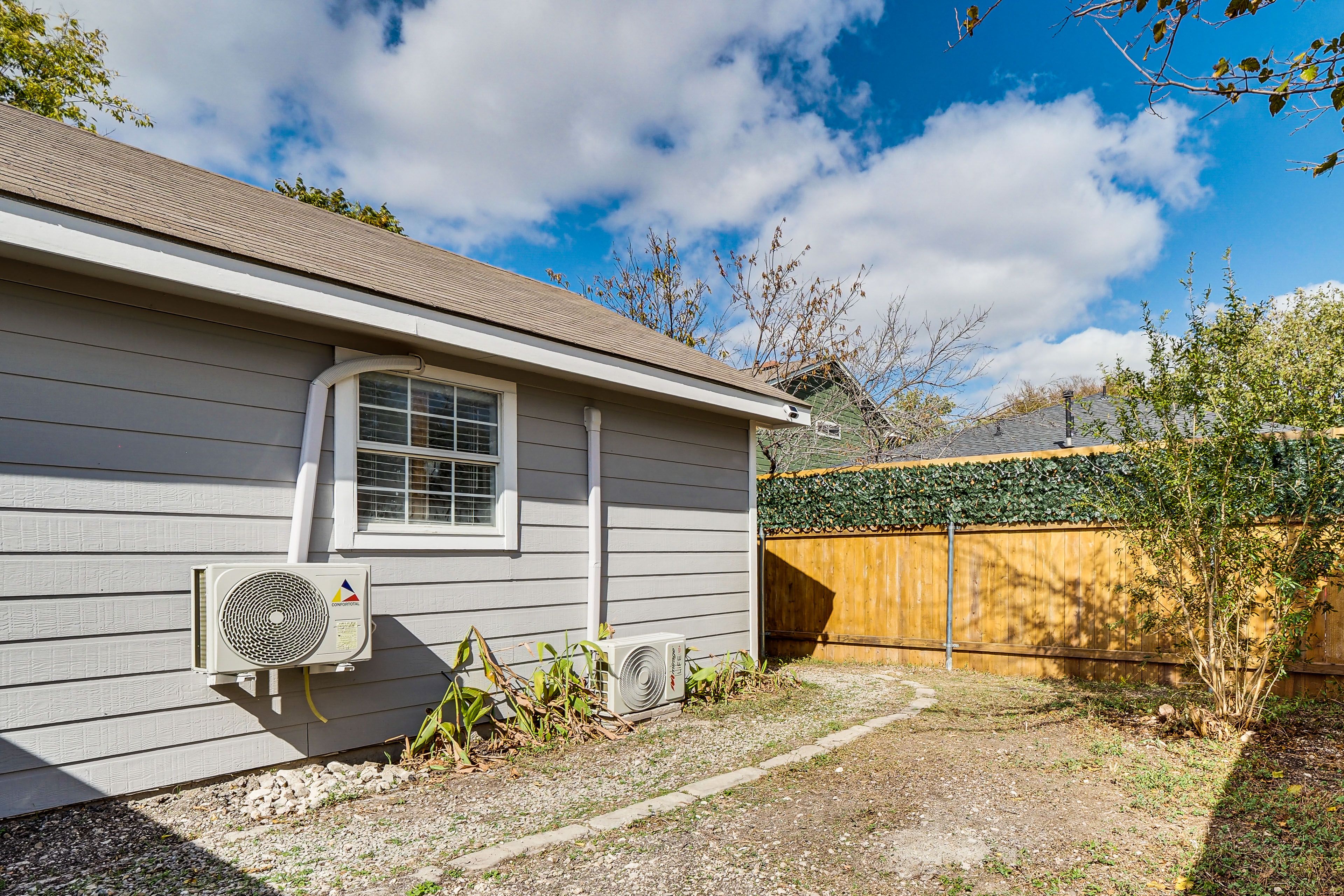 Parking | Driveway (1 Vehicle)