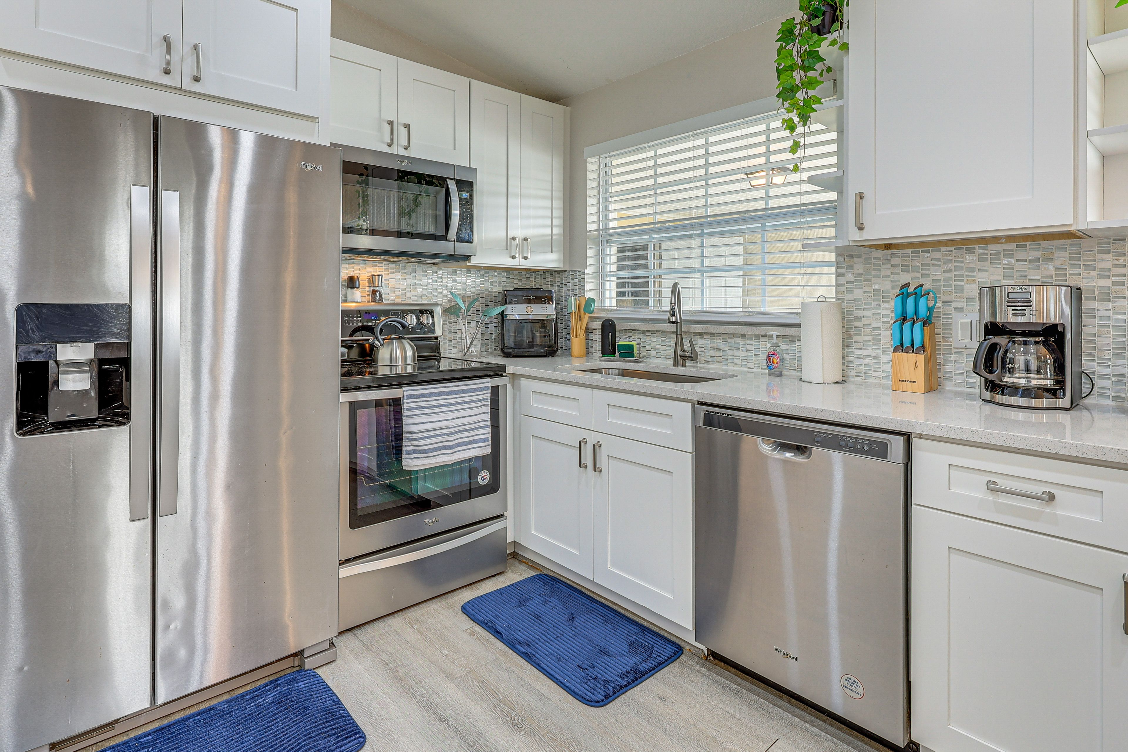 Kitchen | Cooking Basics | Drip Coffee Maker | Air Fryer | Blender