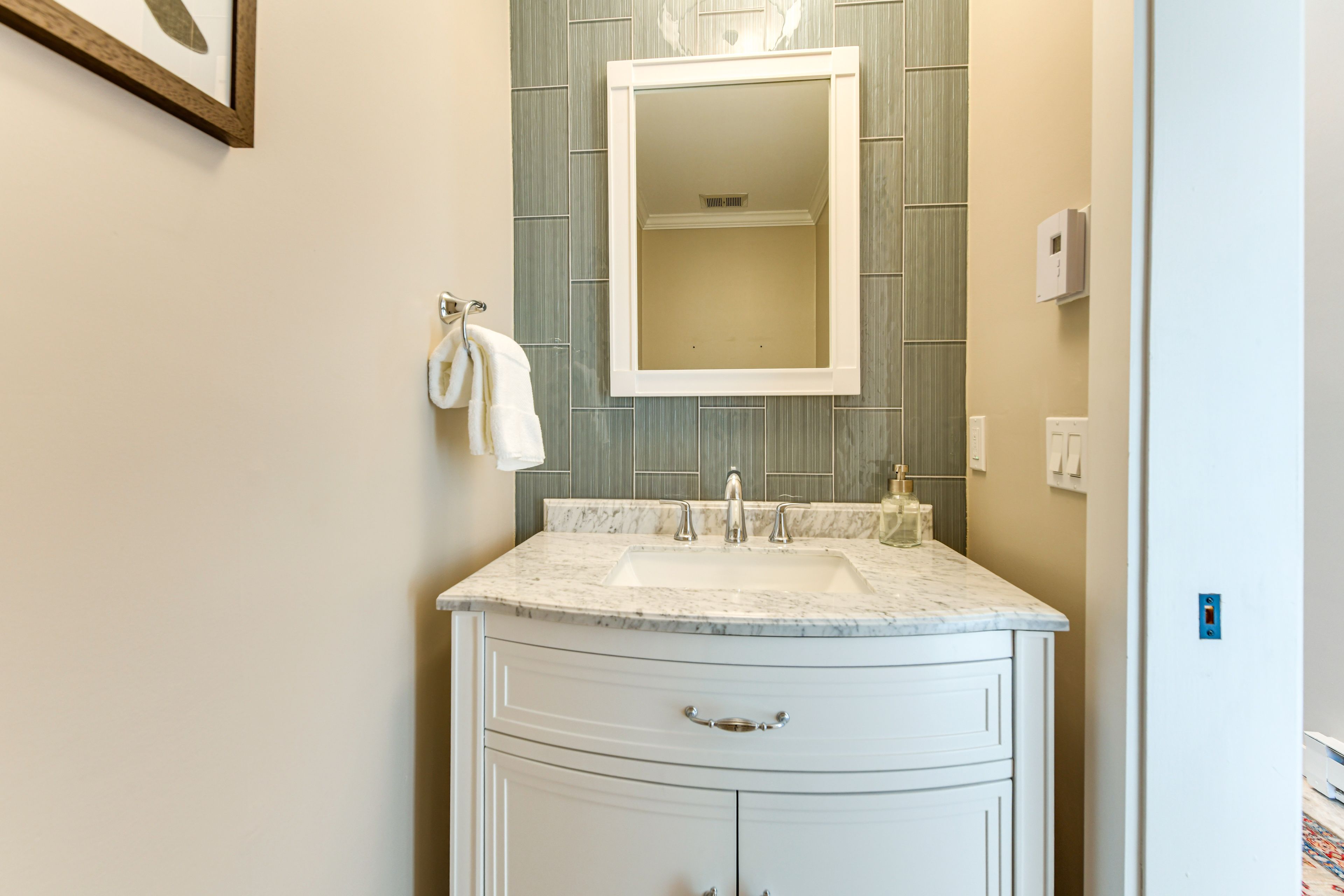 Half Bathroom | Main Level