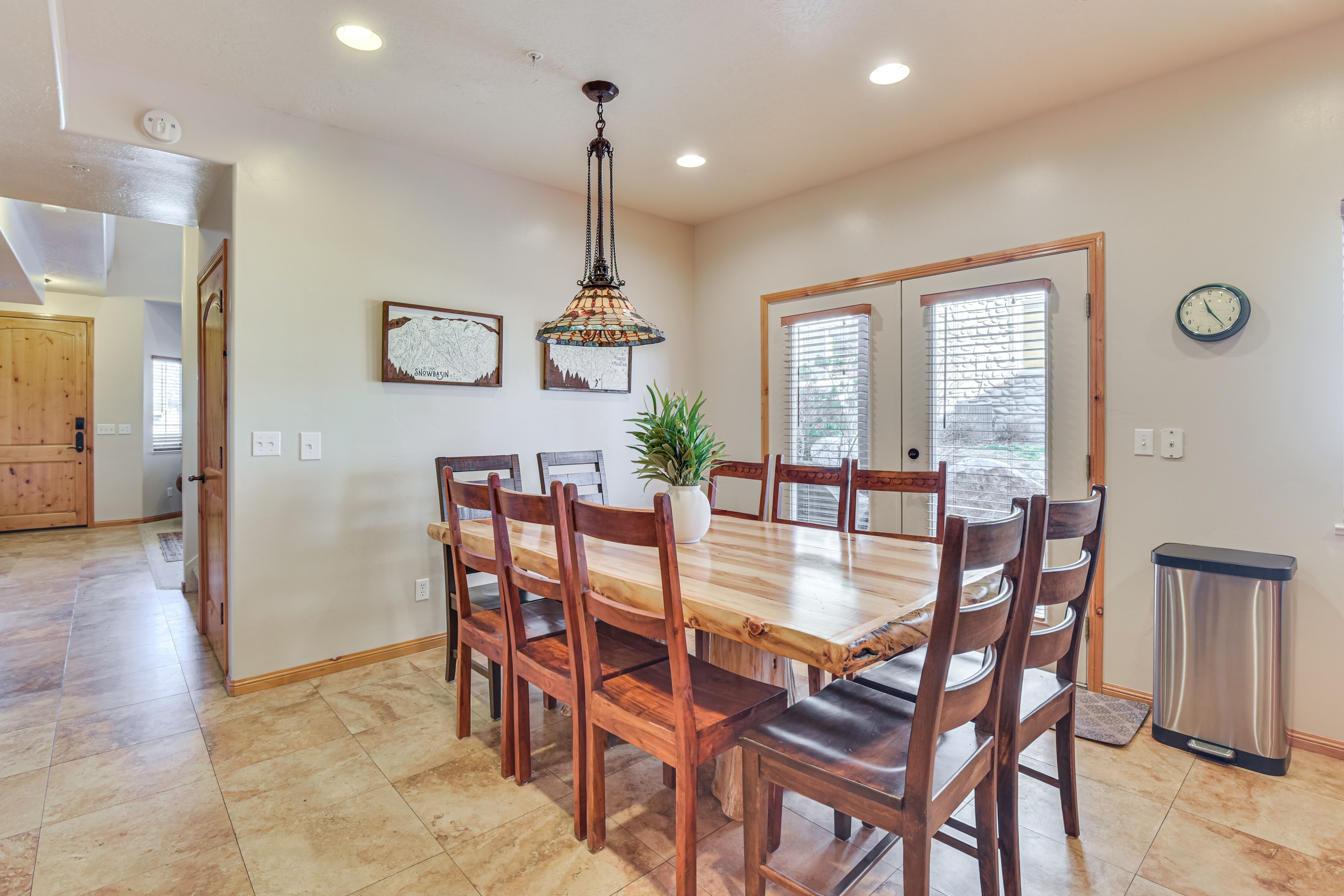 Dining Area | Main Level | Dishware & Flatware