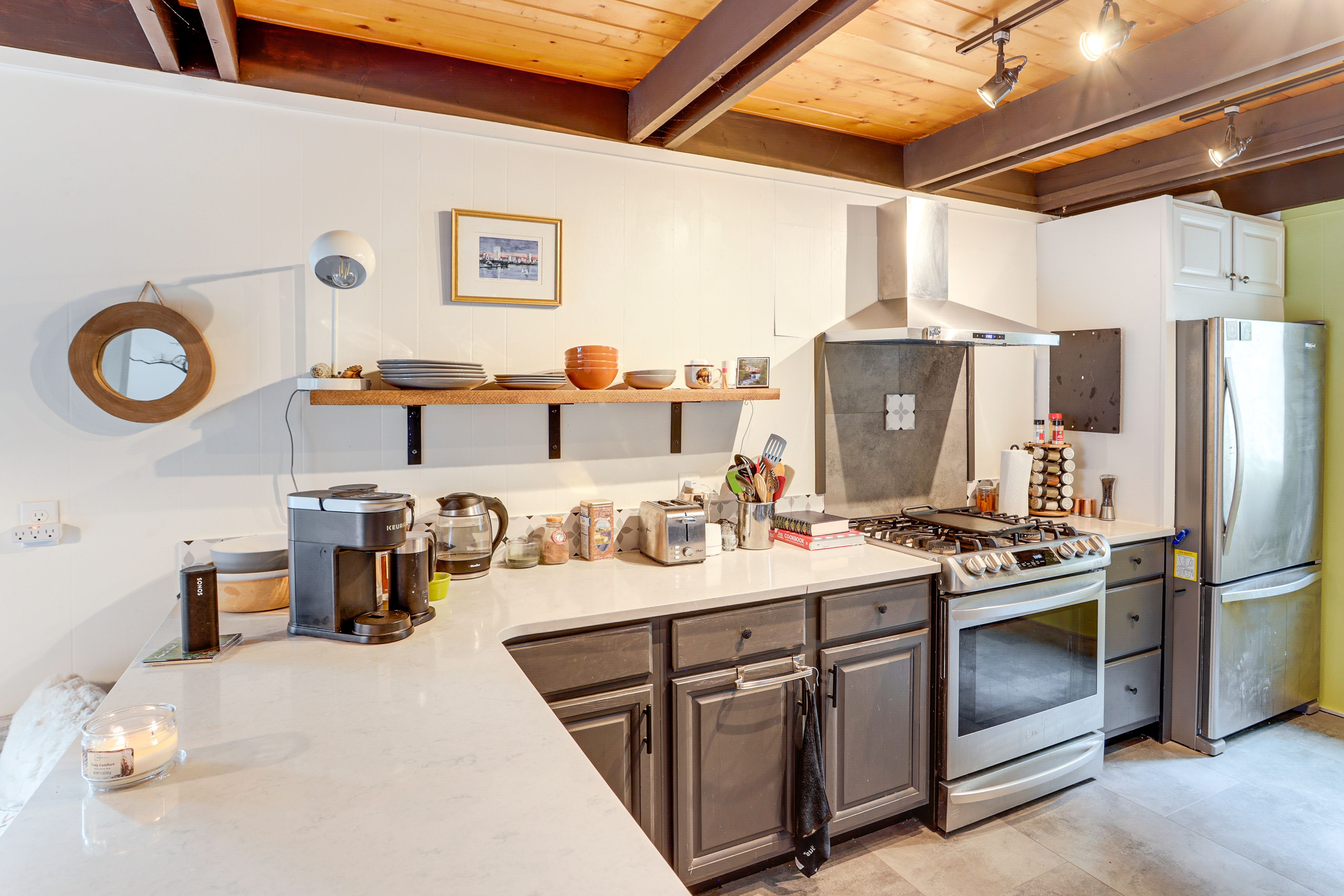 Kitchen | 1st Floor | Keurig Coffee Maker | 1 Interior Step