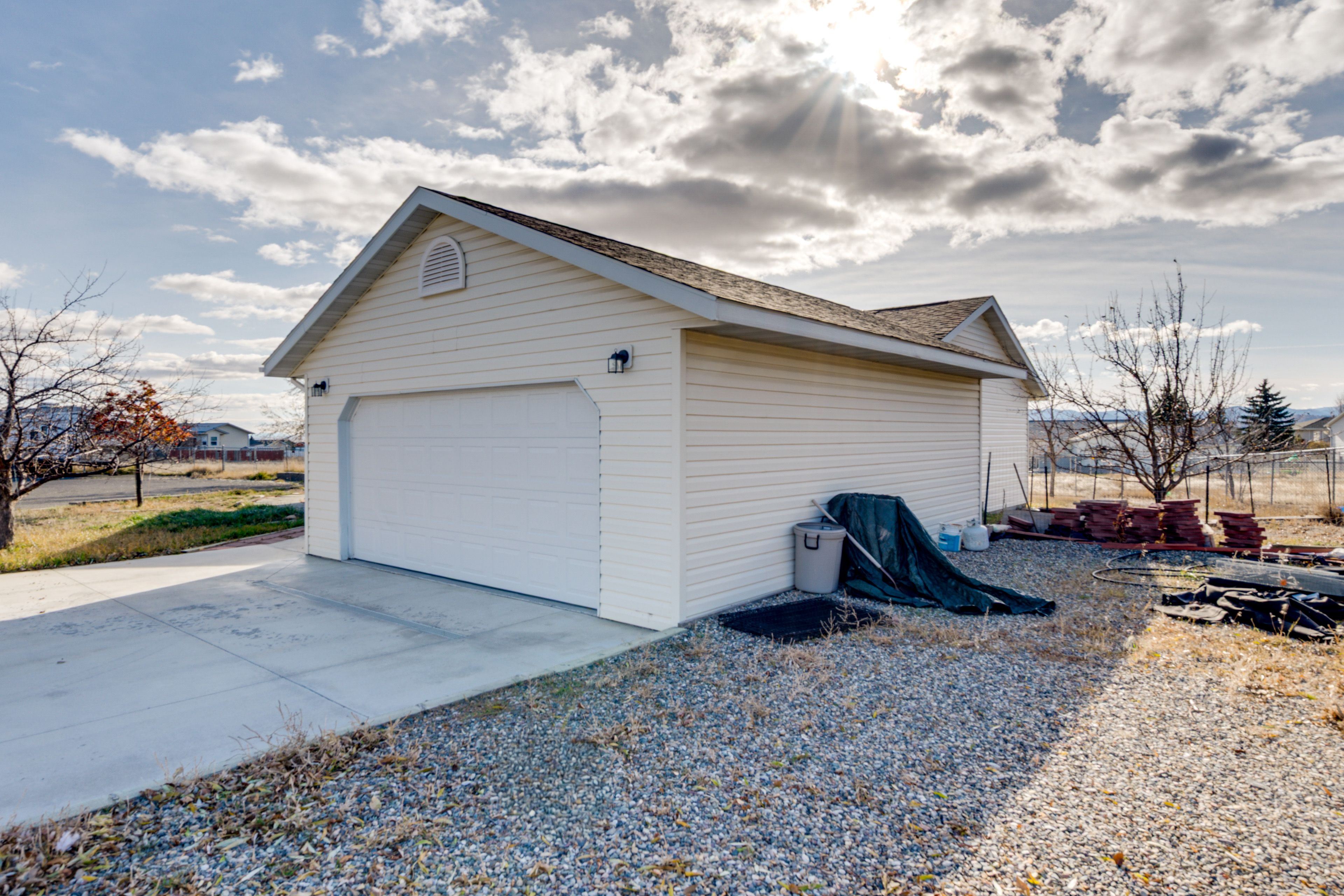 Parking | Driveway (2 Vehicles) | Gravel Lot (4 Vehicles) | Camper/Boat Parking