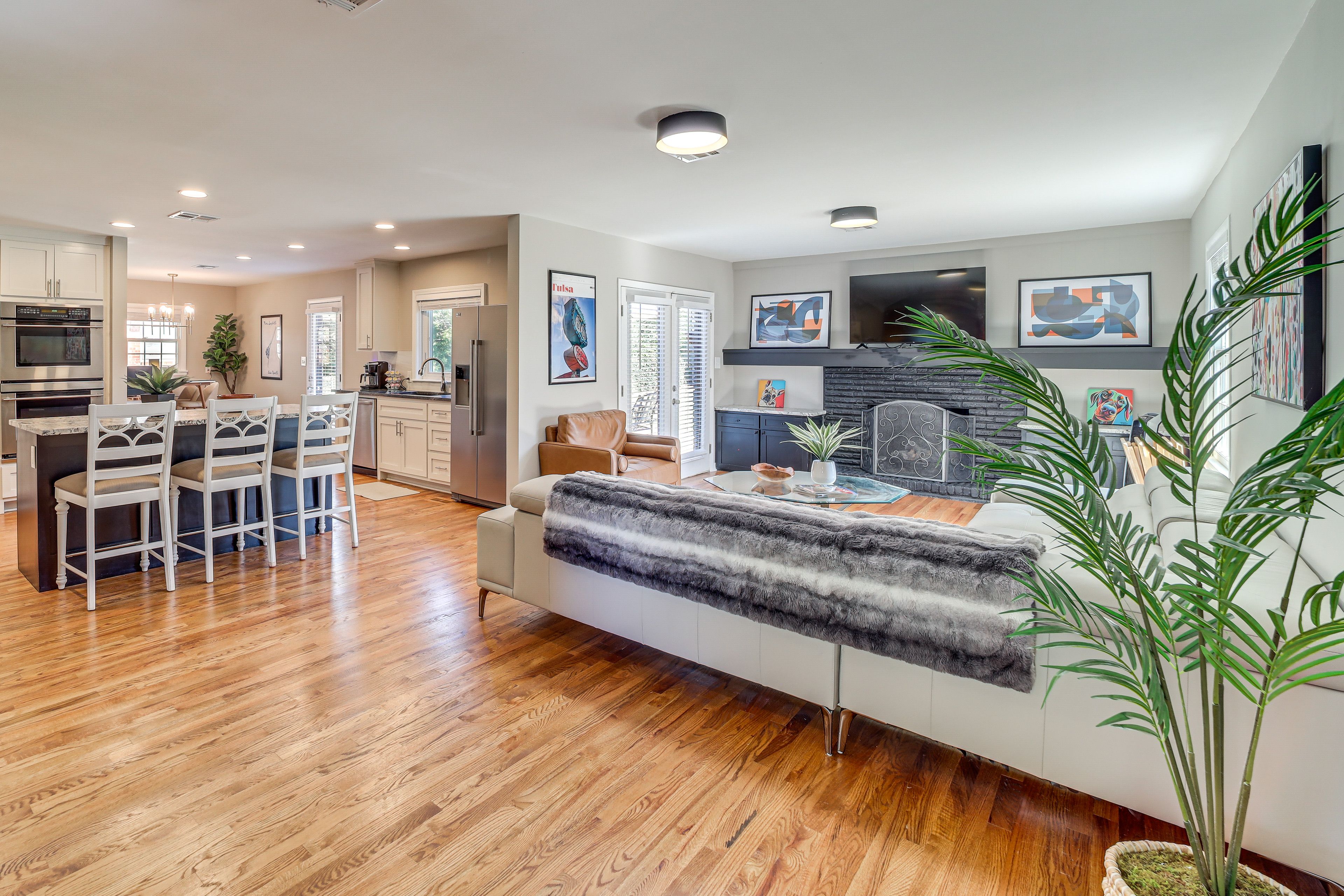 Living Room | Smart TV