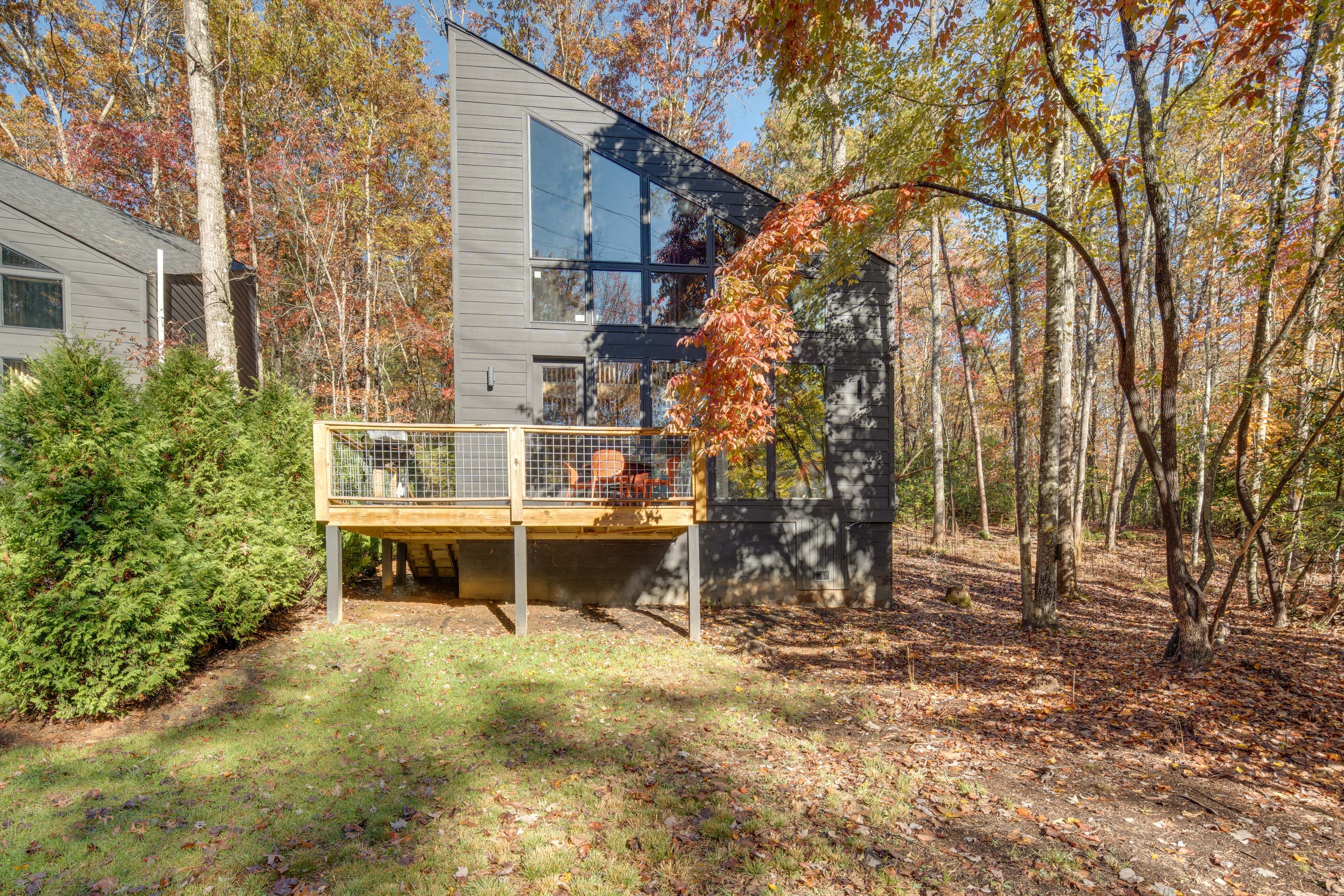 Backyard | Creek Access