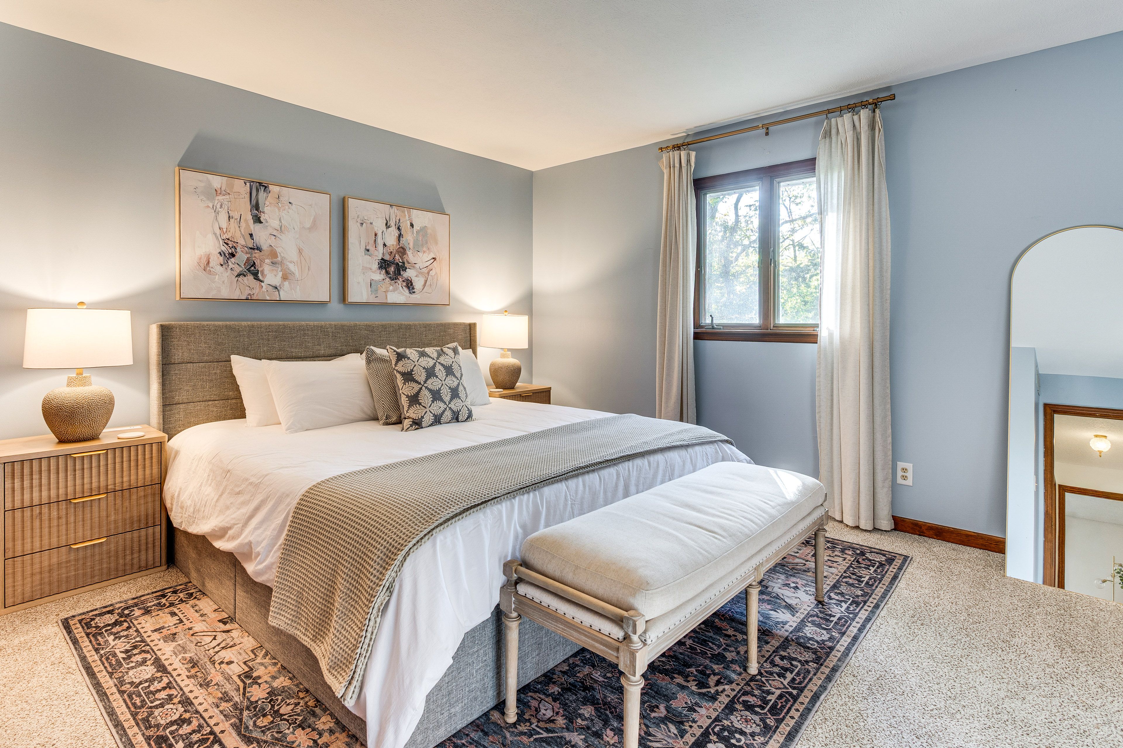 Bedroom 1 | King Bed