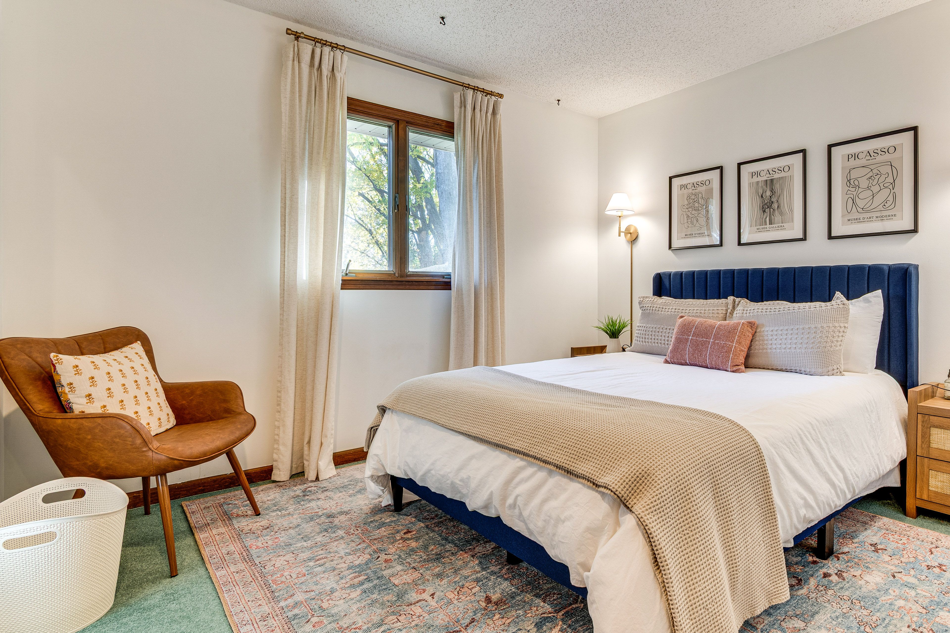 Bedroom 2 | Queen Bed