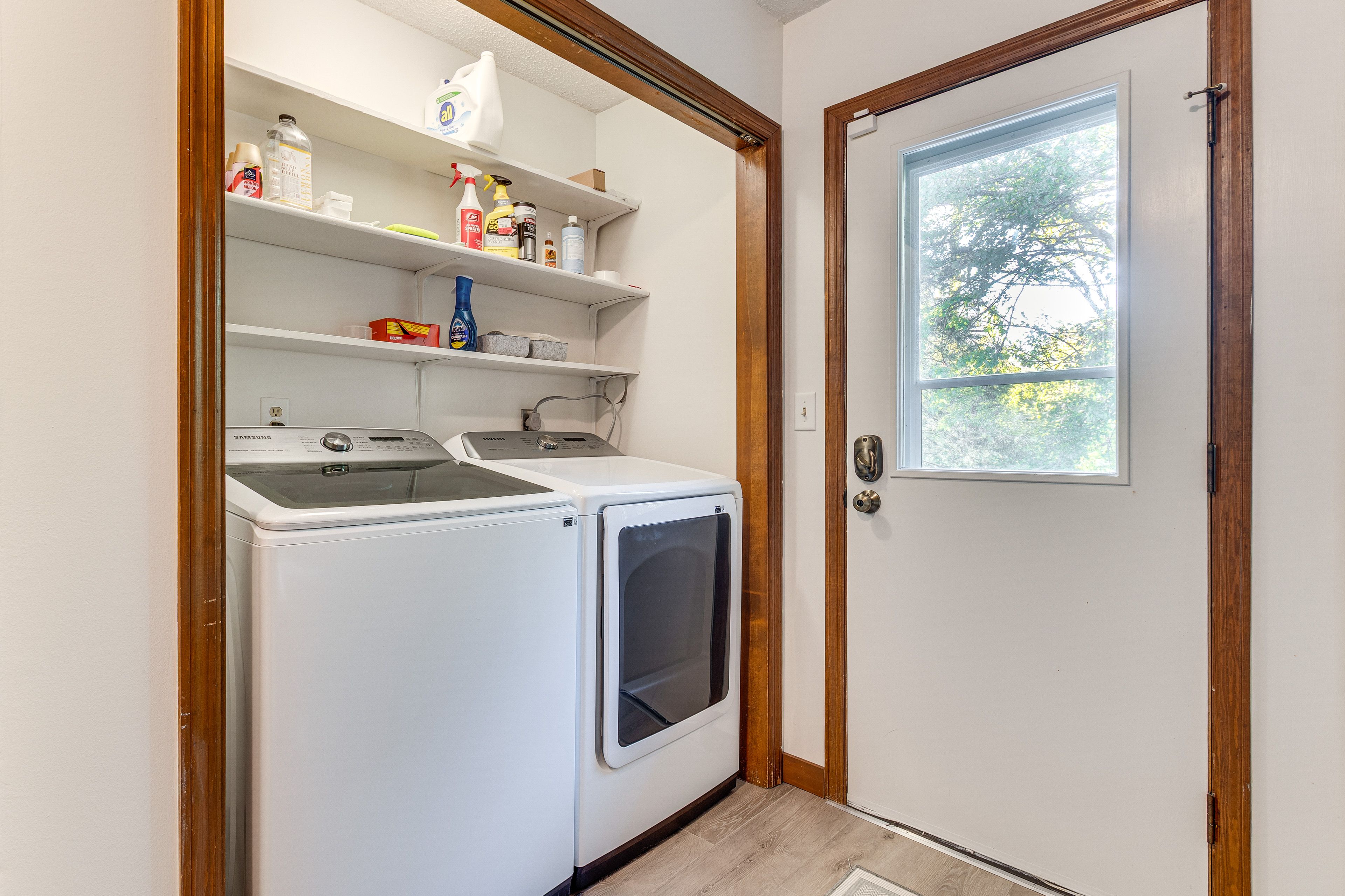 Washer/Dryer | Pantry