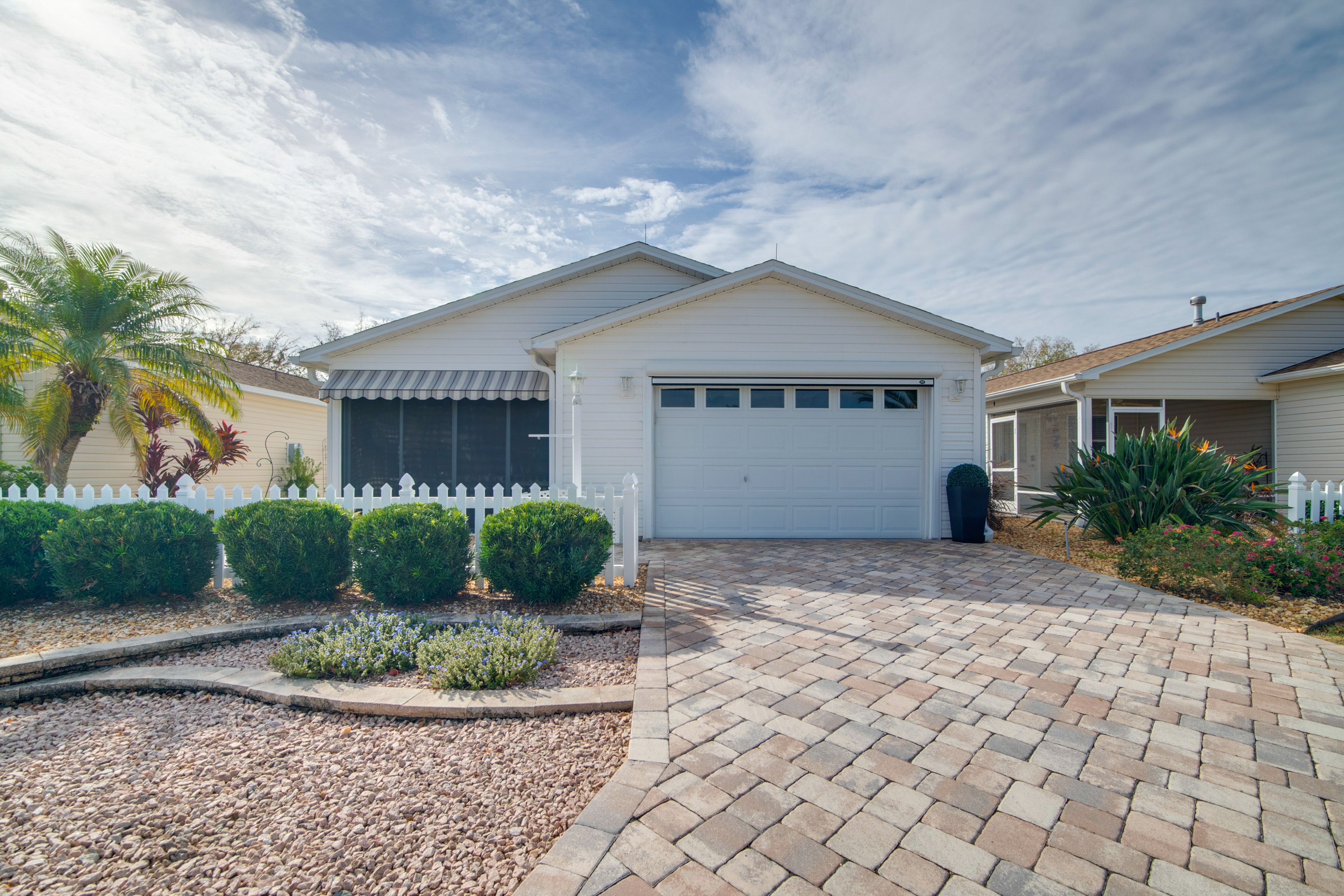 Parking | Driveway (1 Vehicle) | Street Parking (1 Vehicle)