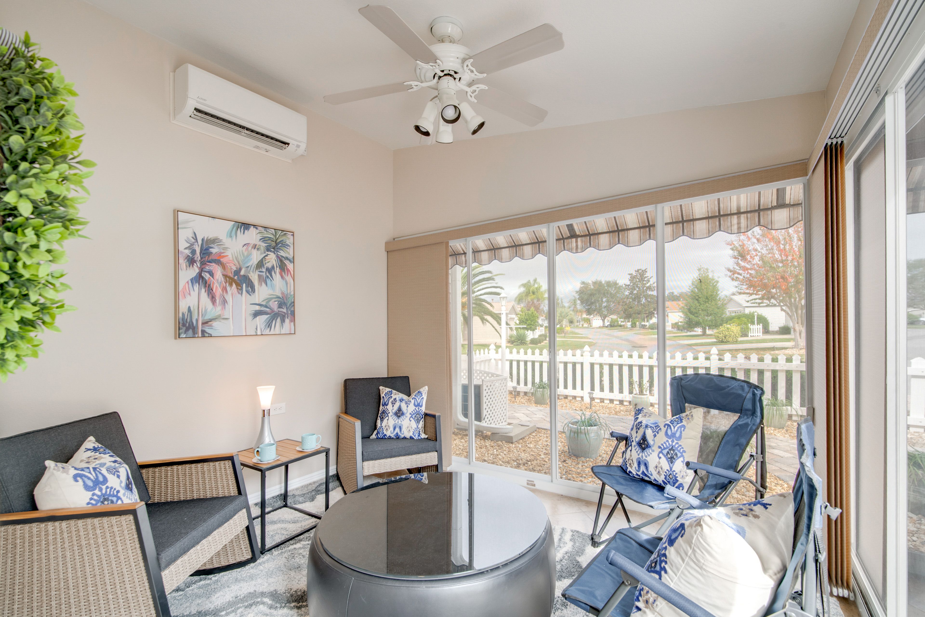 Sunroom | Outdoor Seating