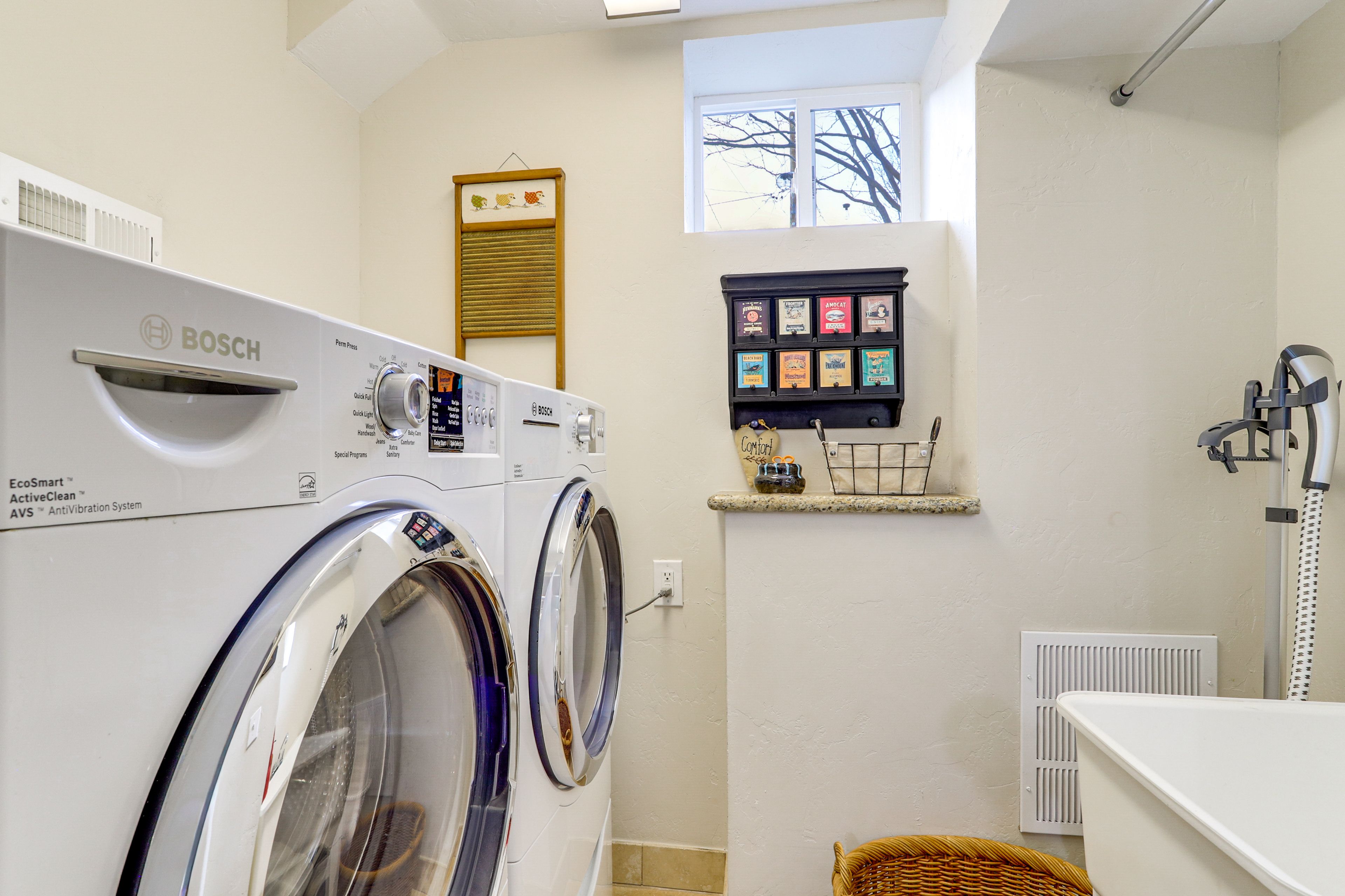 Laundry | Lower Floor