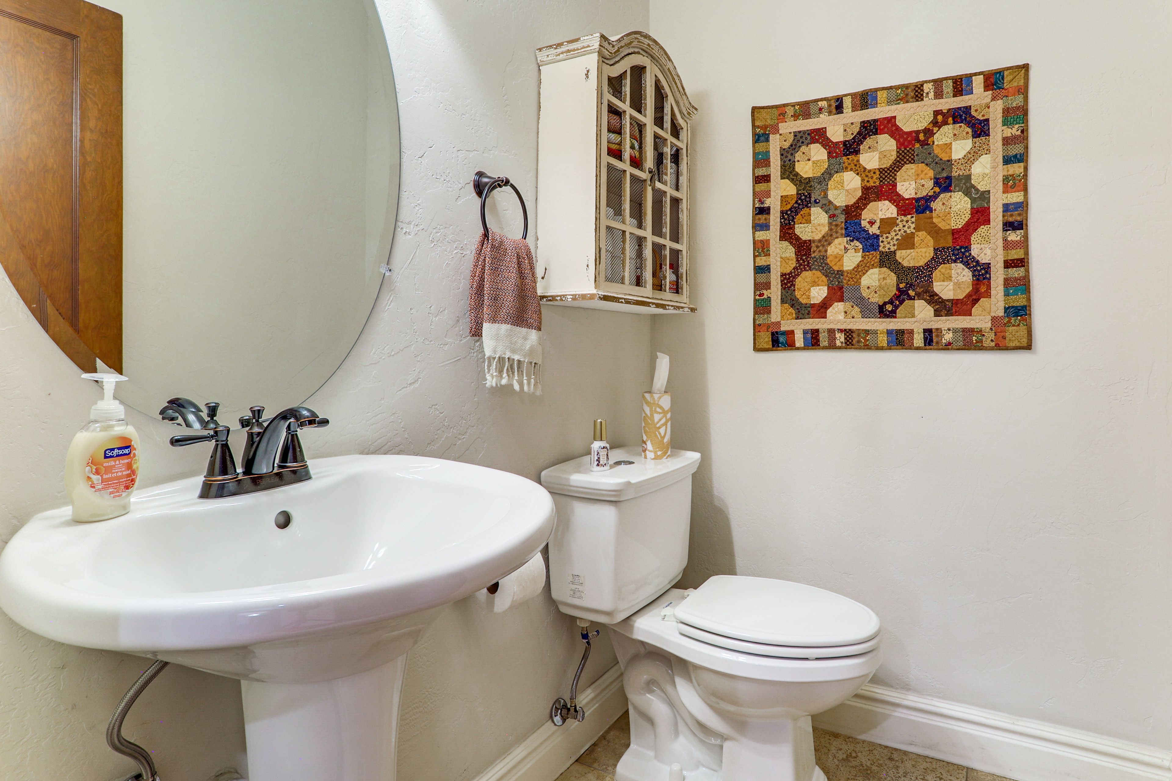 Half Bathroom | Main Floor