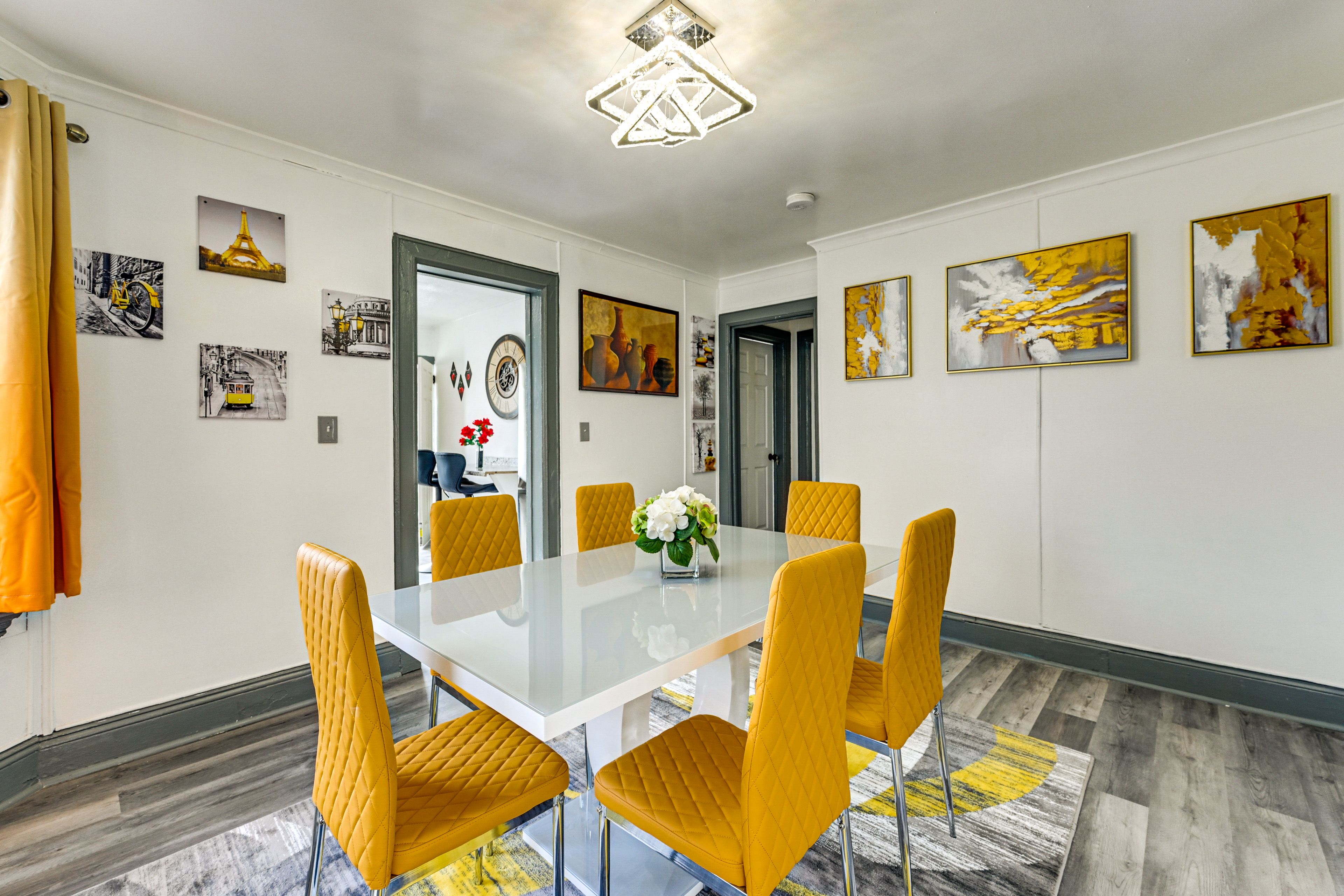 Dining Area | Dishware/Flatware