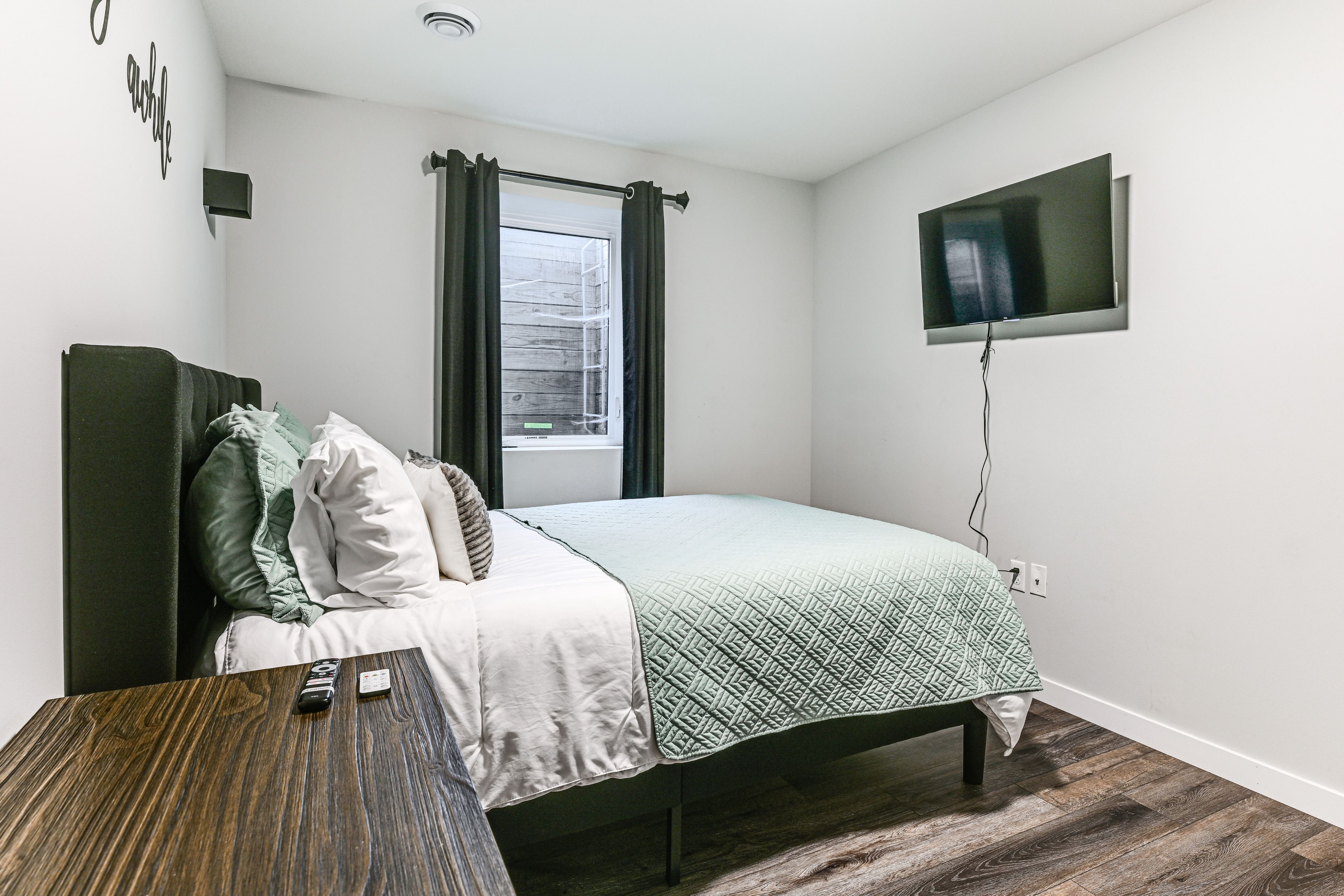 Bedroom 3 | Queen Bed | Basement