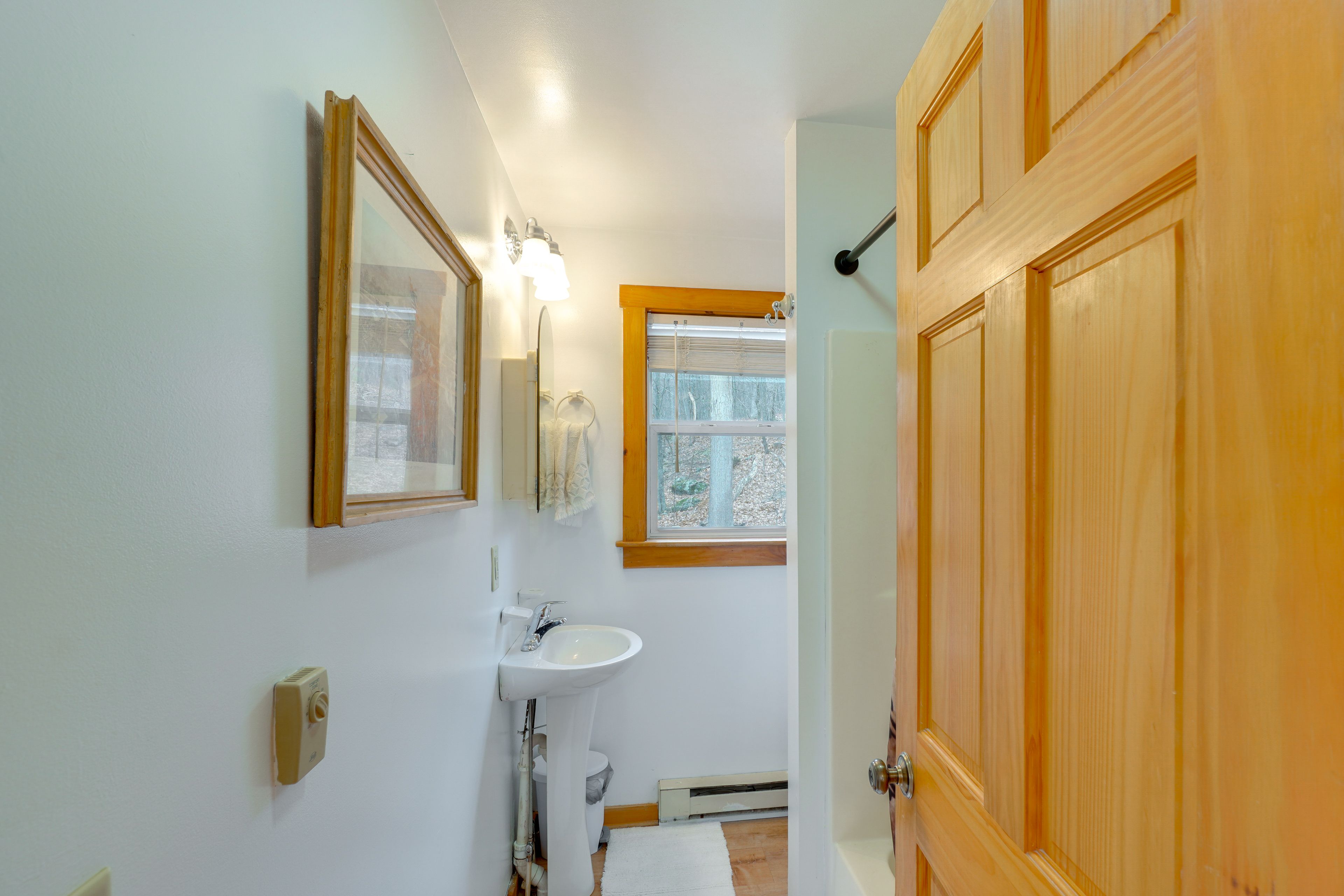 Full Bath | Towels | Hair Dryer