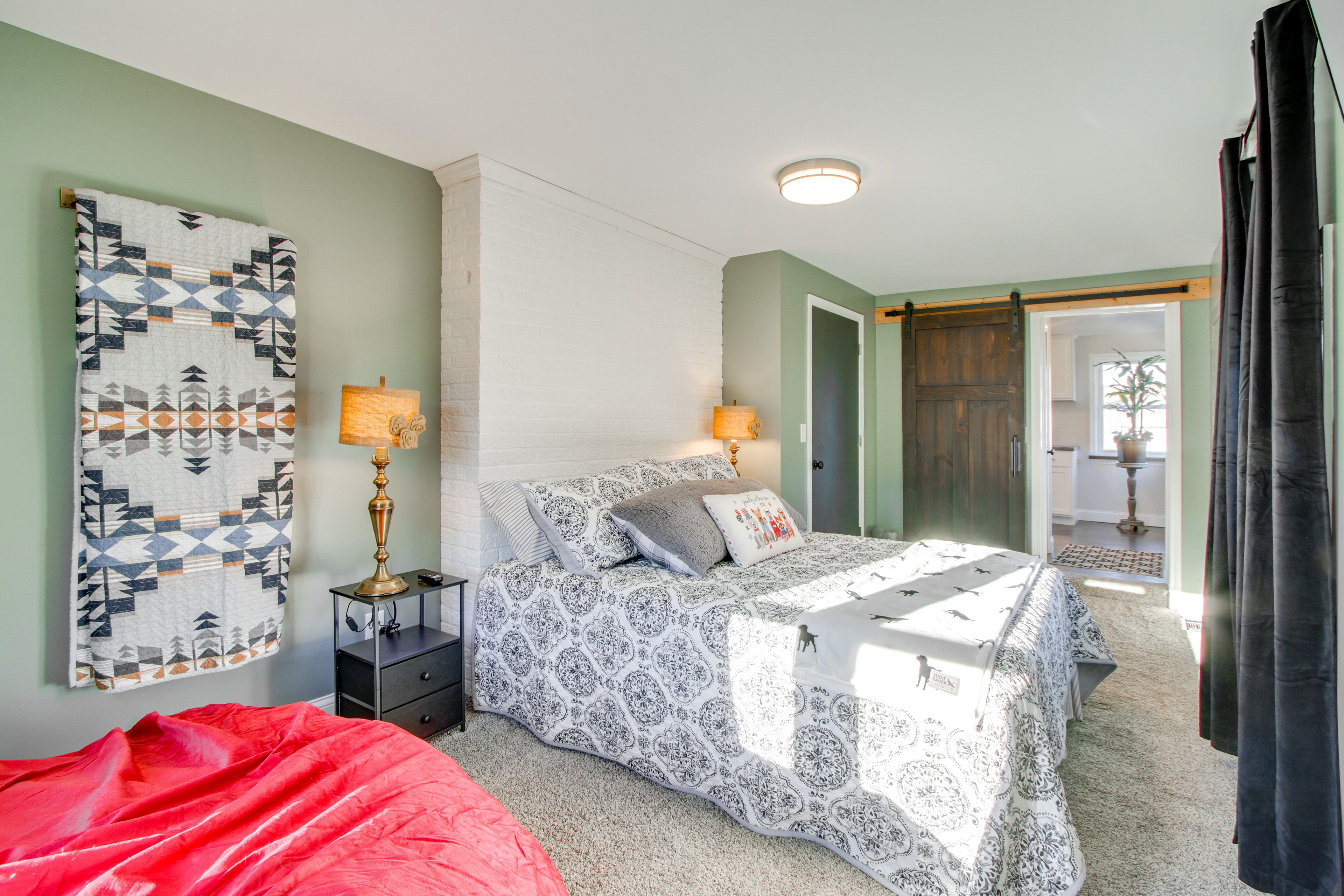 Bedroom 3 | Queen Bed | Main Floor