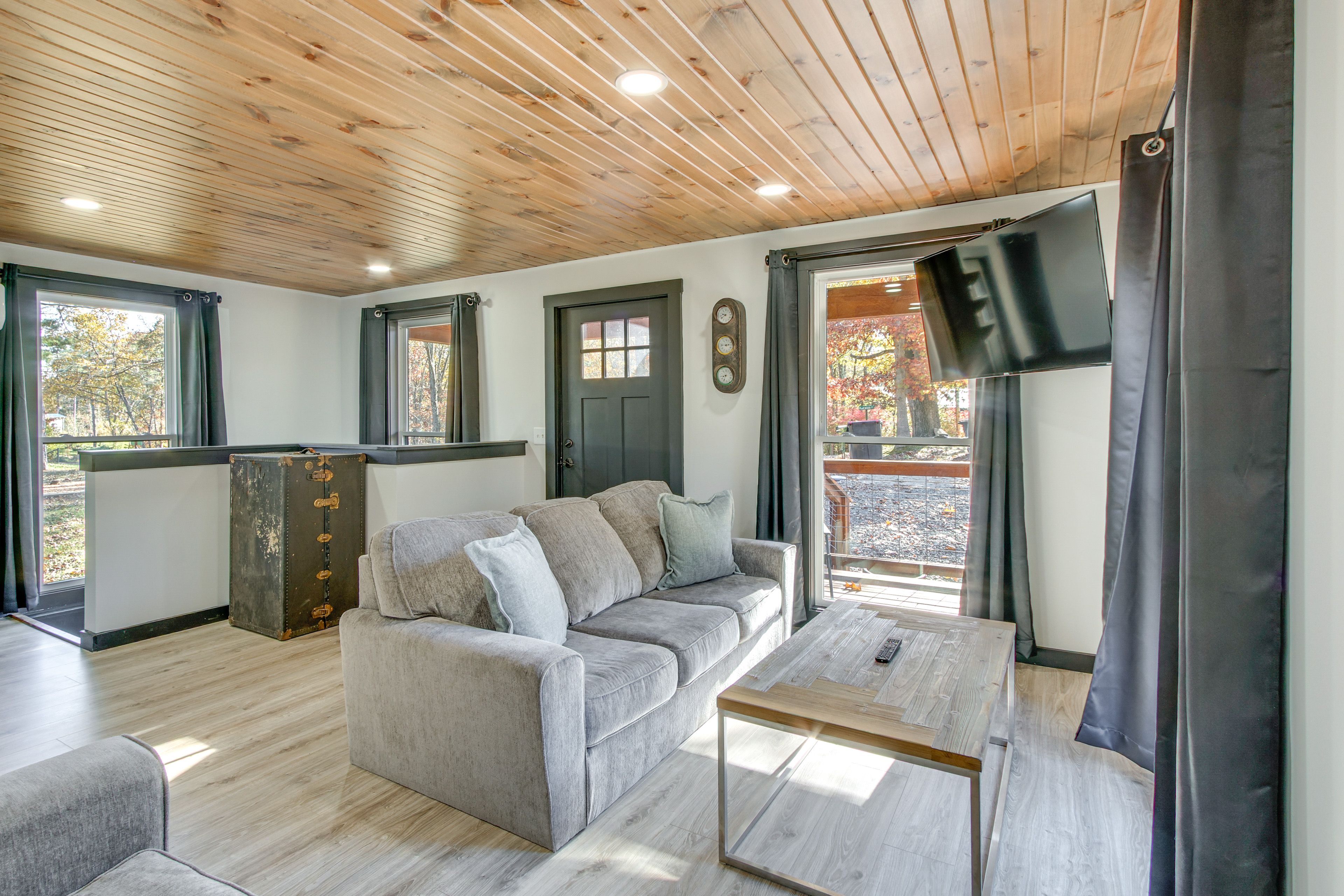 Glouster Vacation Rental | 3BR | 2BA | 1,000 Sq Ft | Stairs for Full Access