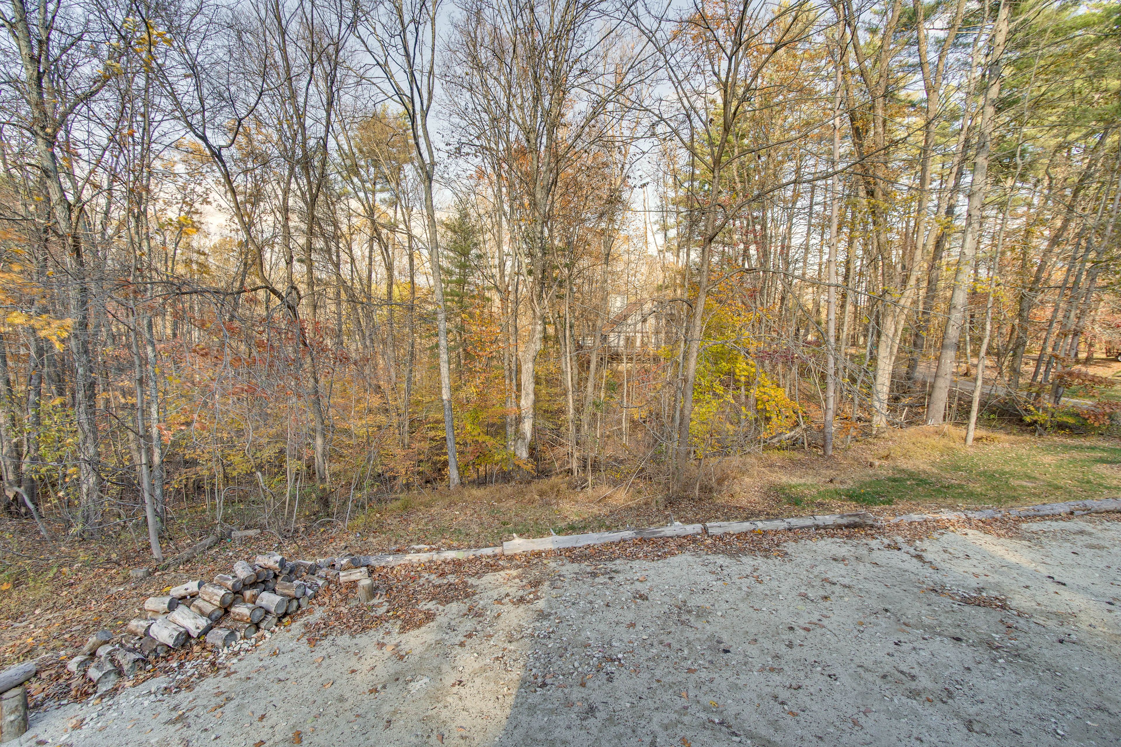 Exterior | Wooded Surroundings | Easy Access to Burr Oak State Park