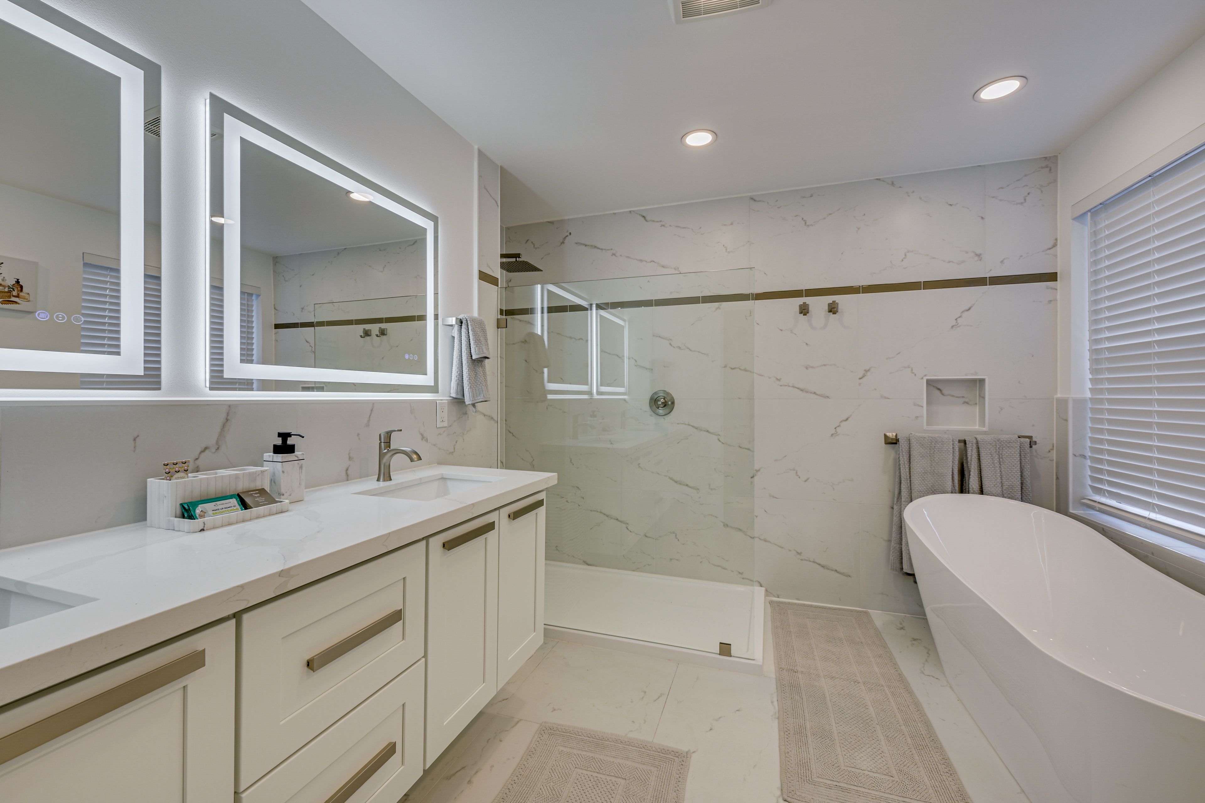 En-Suite Bathroom | 2nd Floor