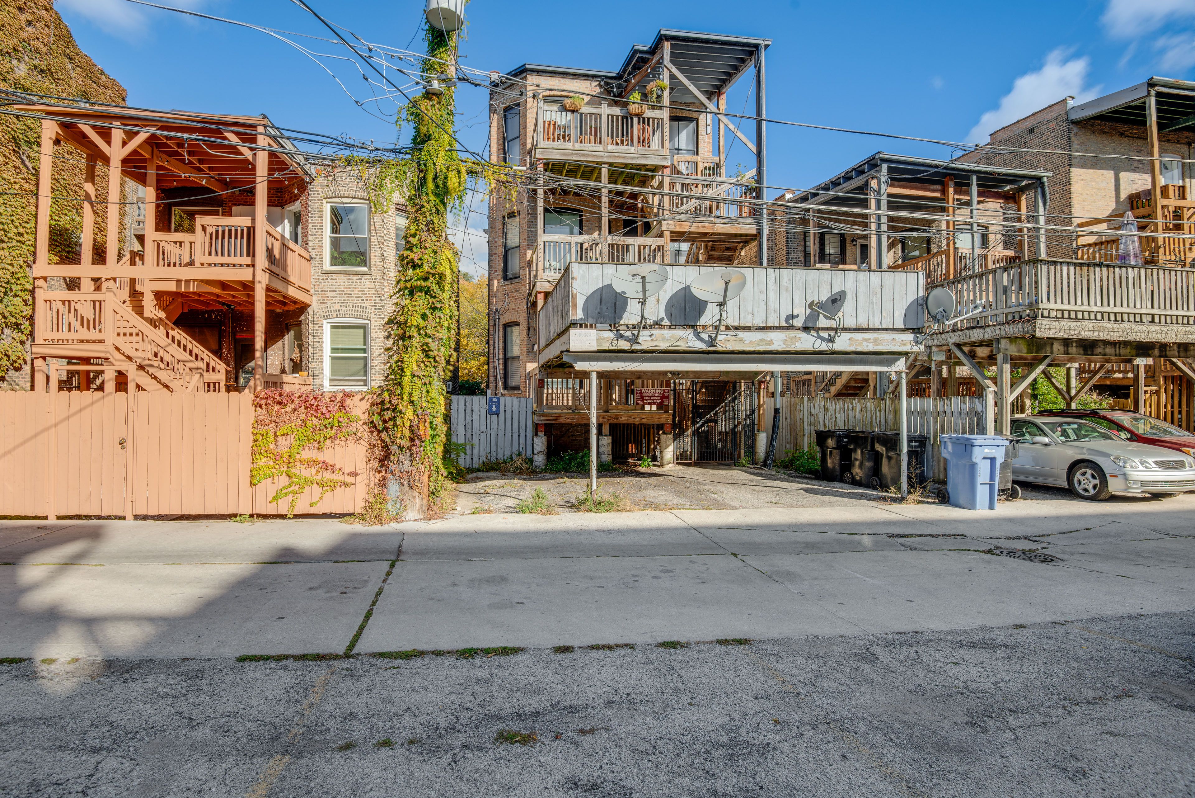 Parking | Carport (1 Vehicle) | Free Street Parking