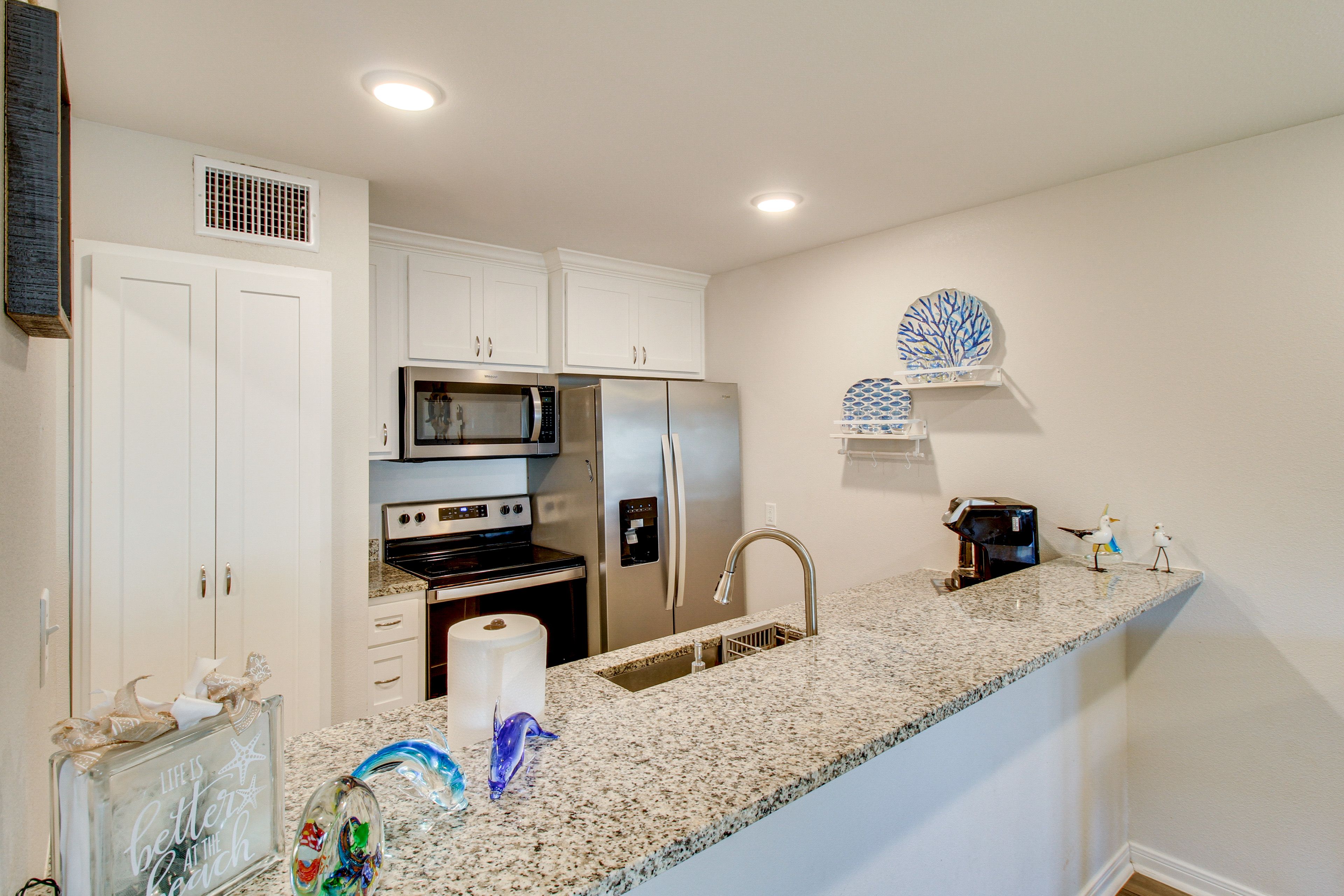 Kitchen | Cooking Basics | Dual Coffee Maker | Microwave | Toaster | Blender