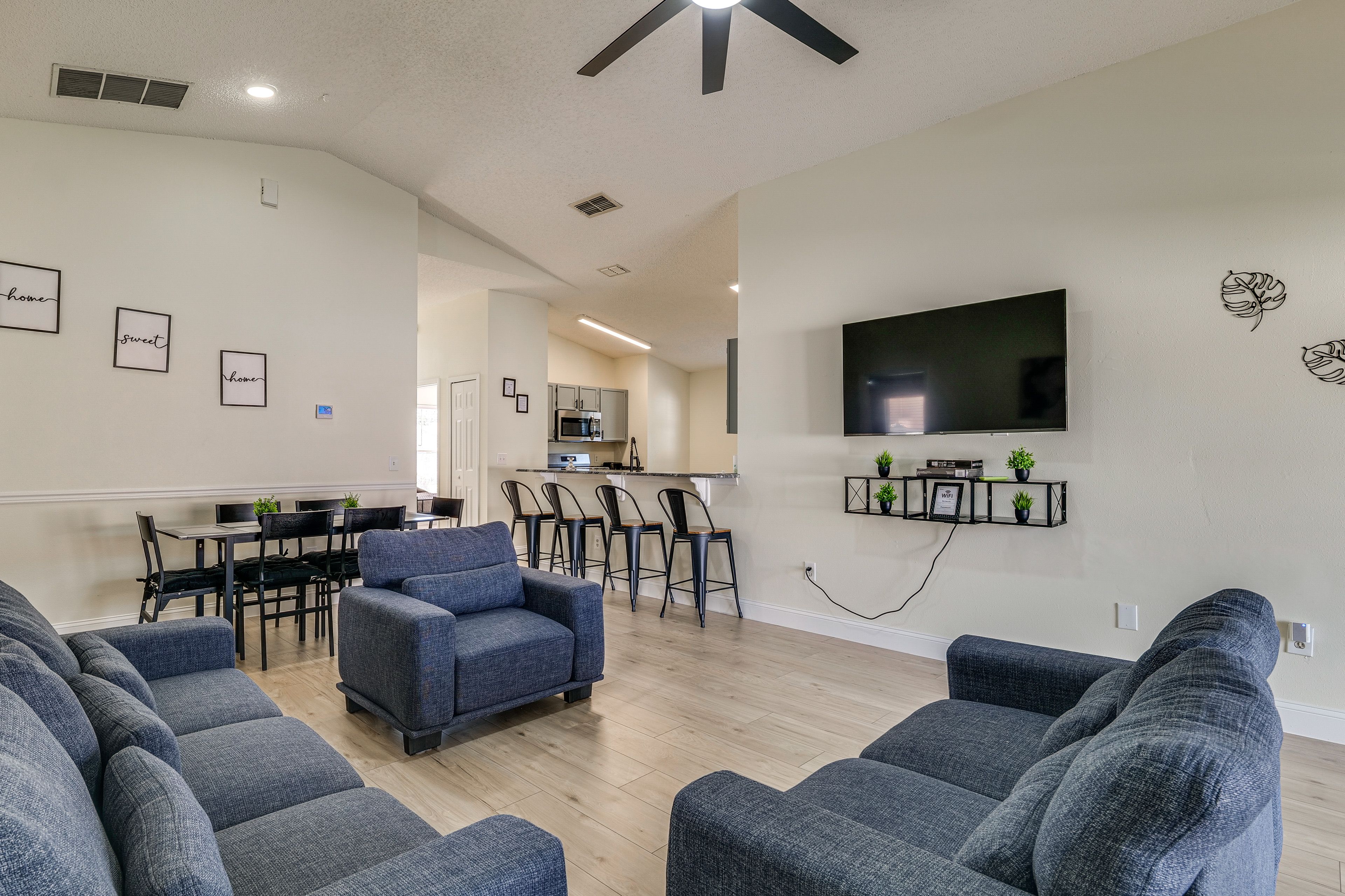 Clermont Vacation Rental | 5BR | 3BA | Step-Free Access | 1,650 Sq Ft