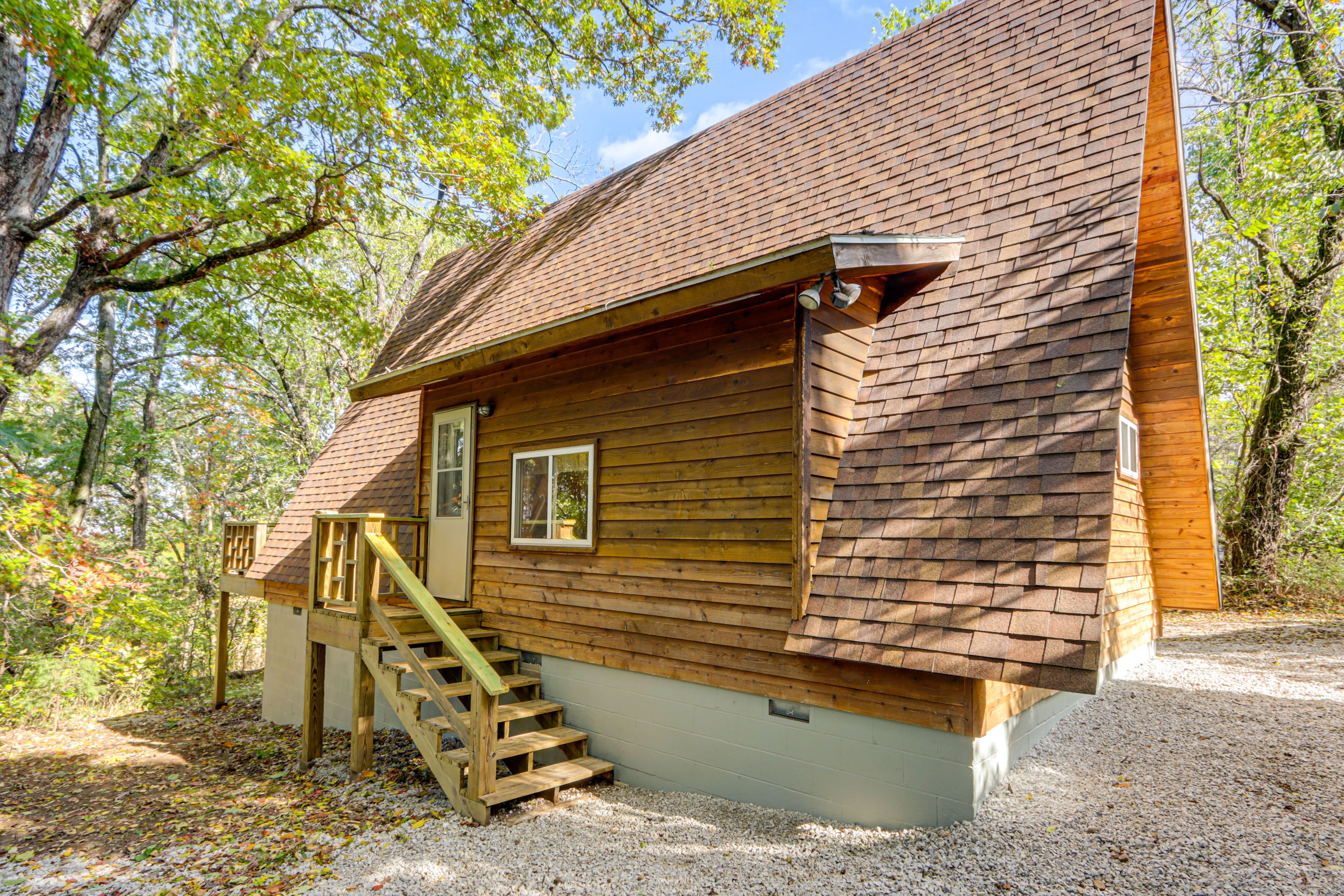 Studio Exterior | Keyless Entry