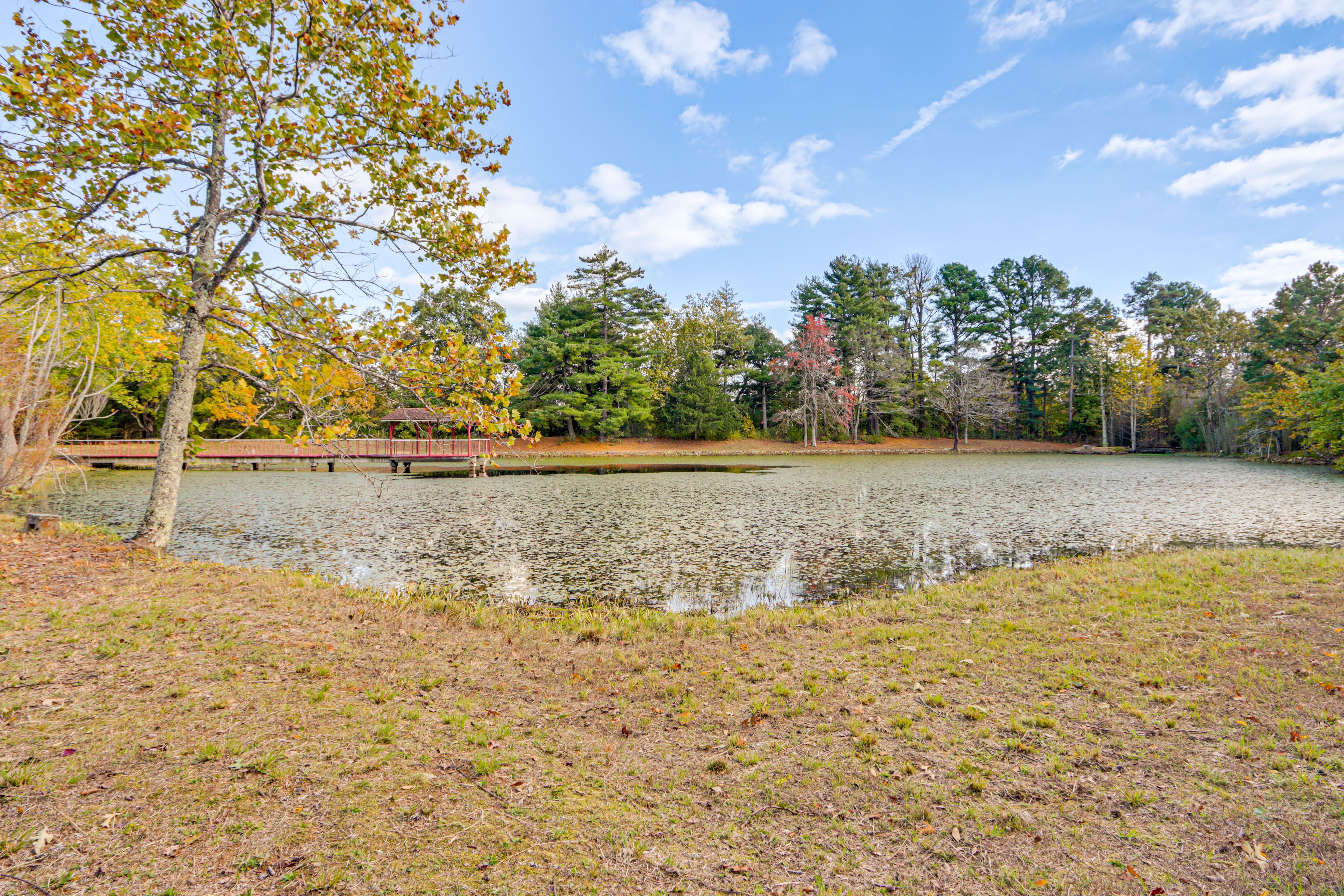 Studio Exterior | Shared Grass Area | Shared Trail & Pond Access
