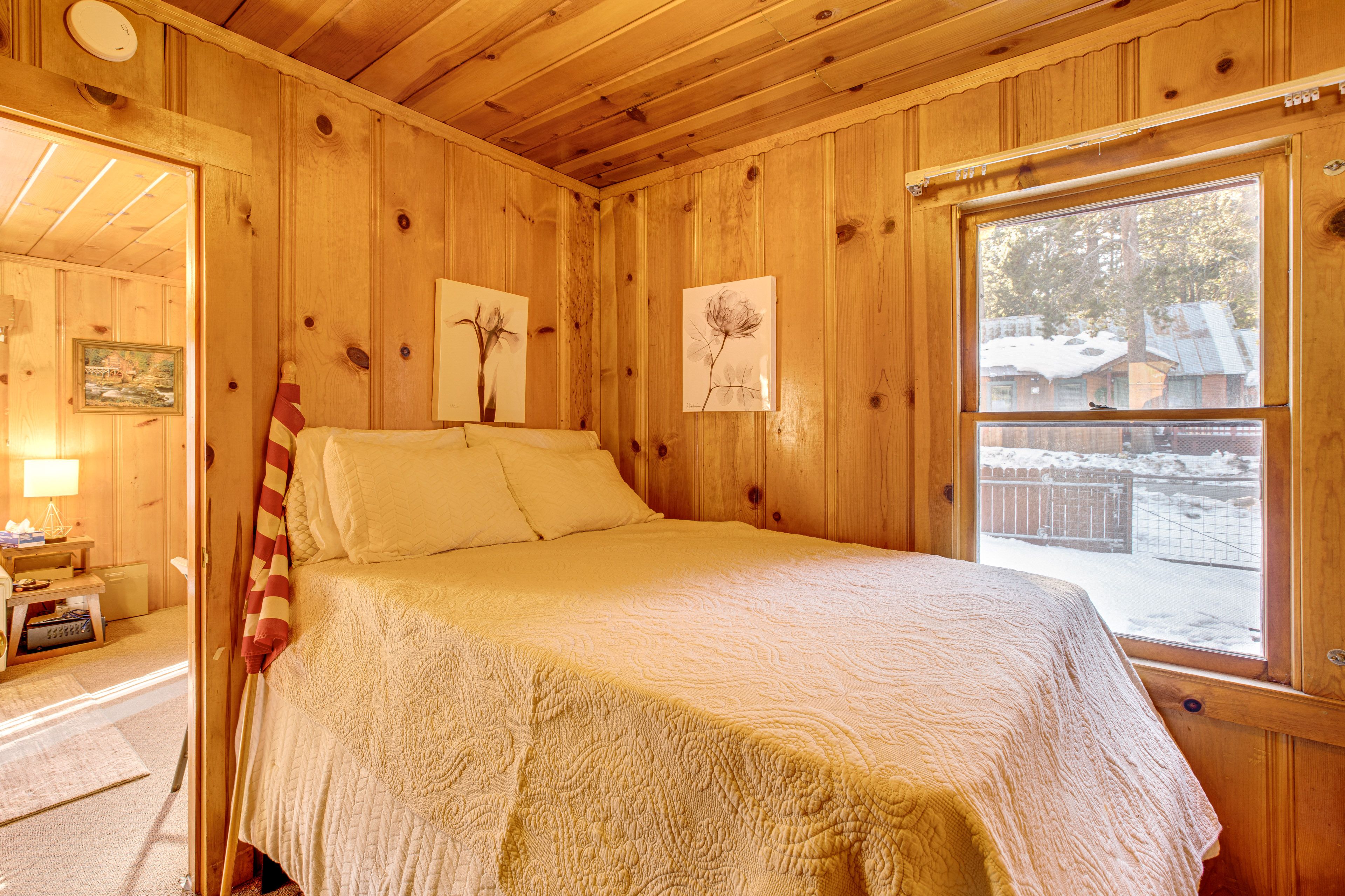 Bedroom 2 | Full Bed