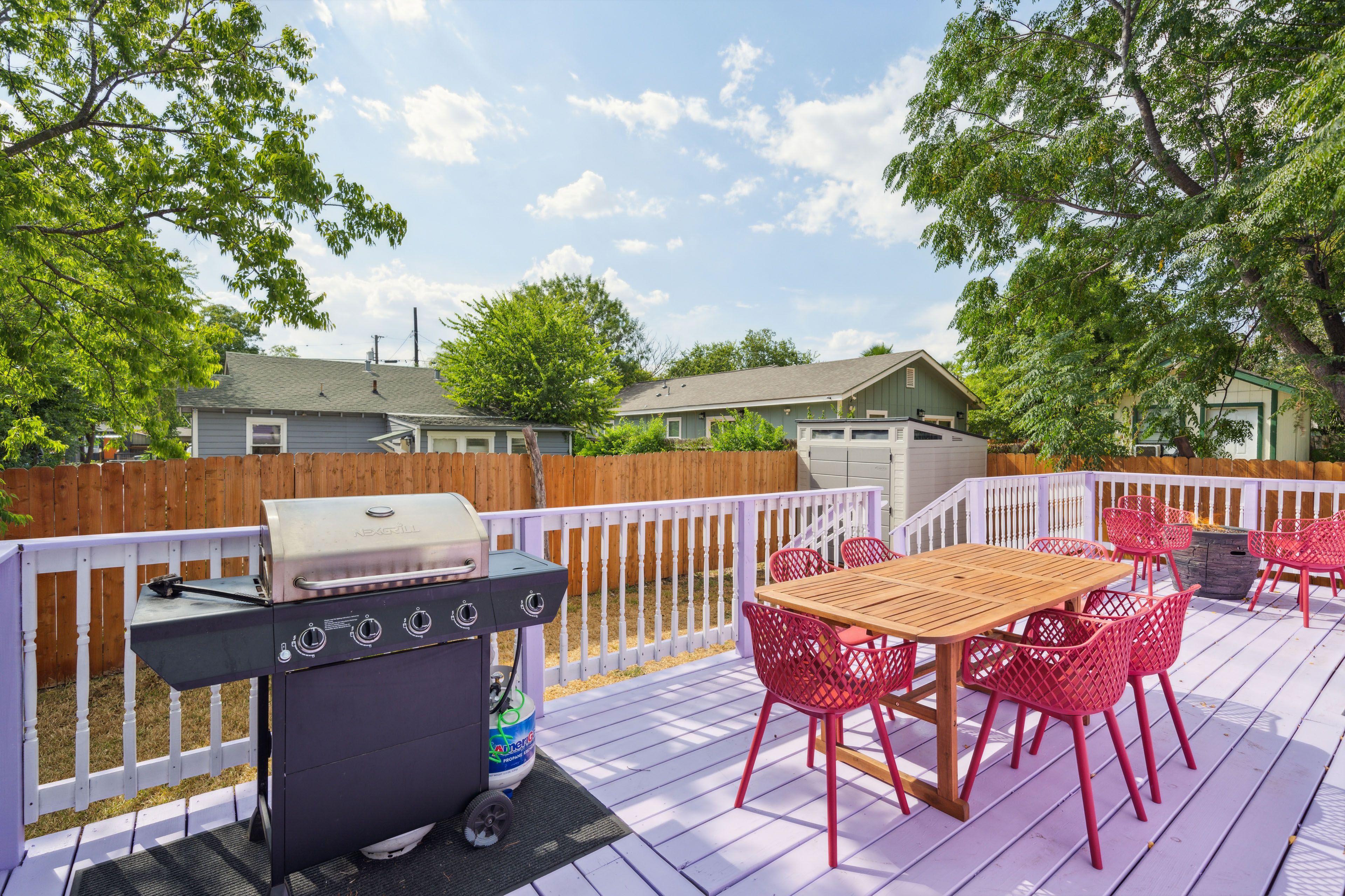 Furnished Deck | Gas Grill