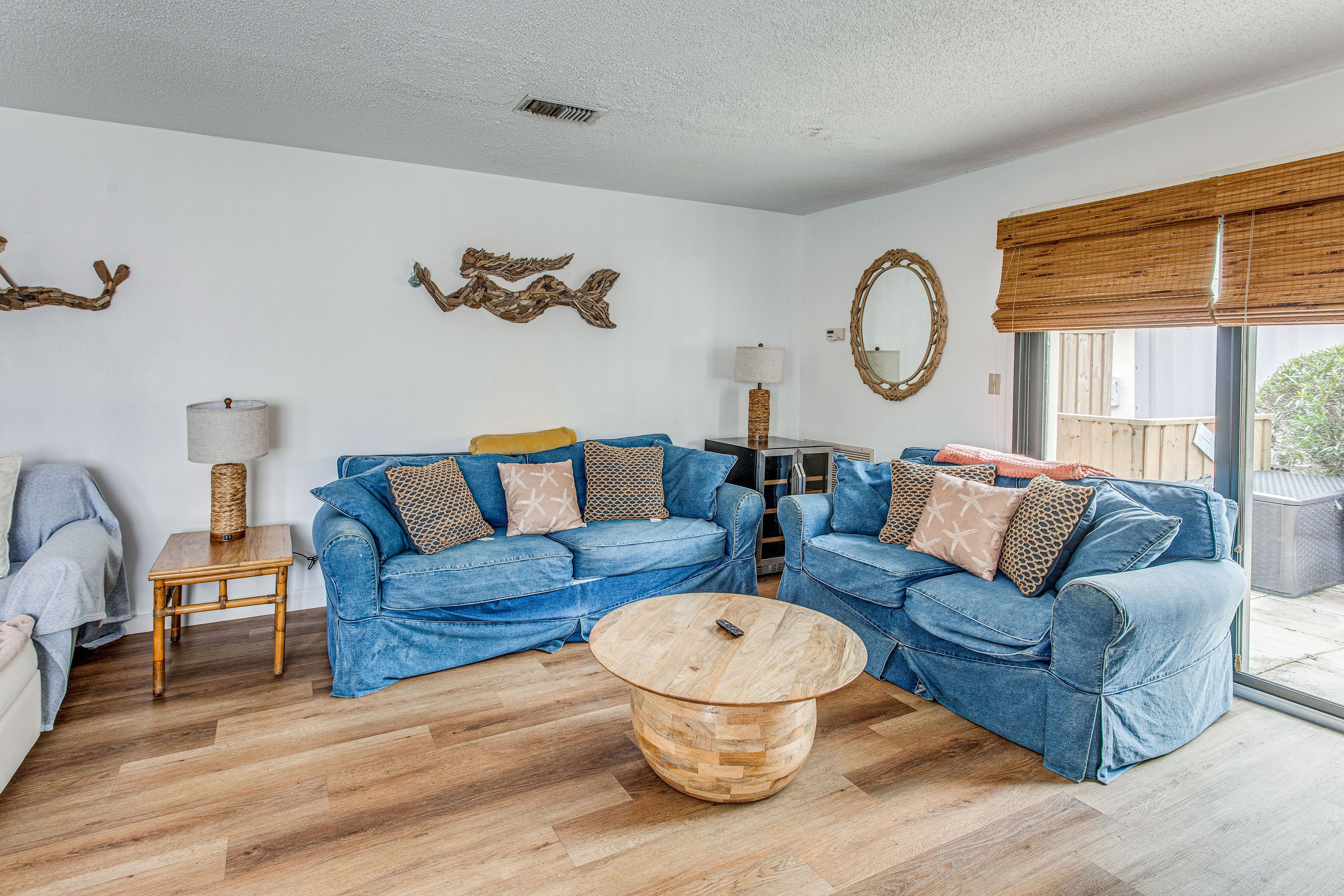 Living Room | Smart TV | 1st Floor