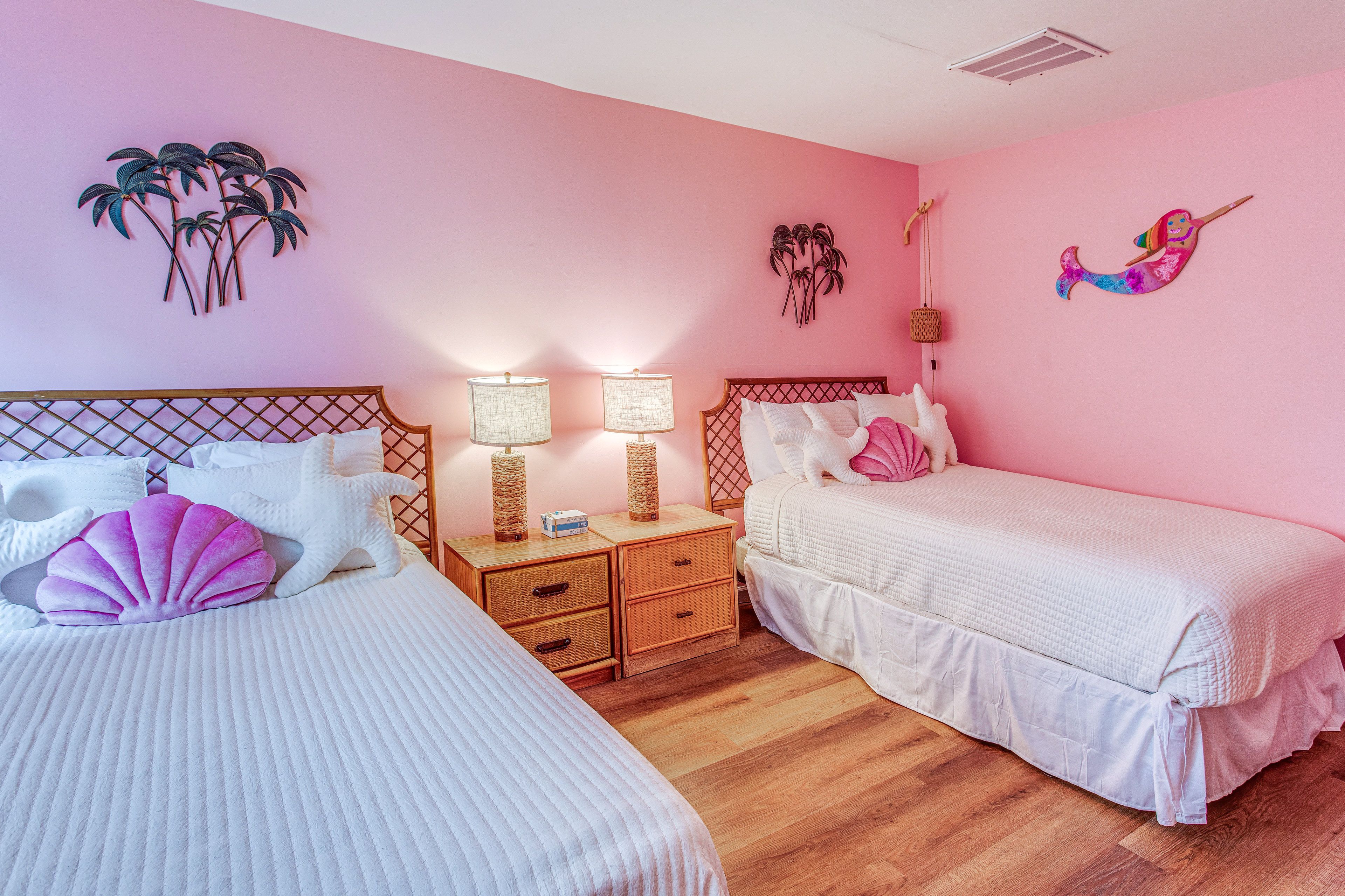 Bedroom 2 | 2 Queen Beds | Smart TV | 2nd Floor