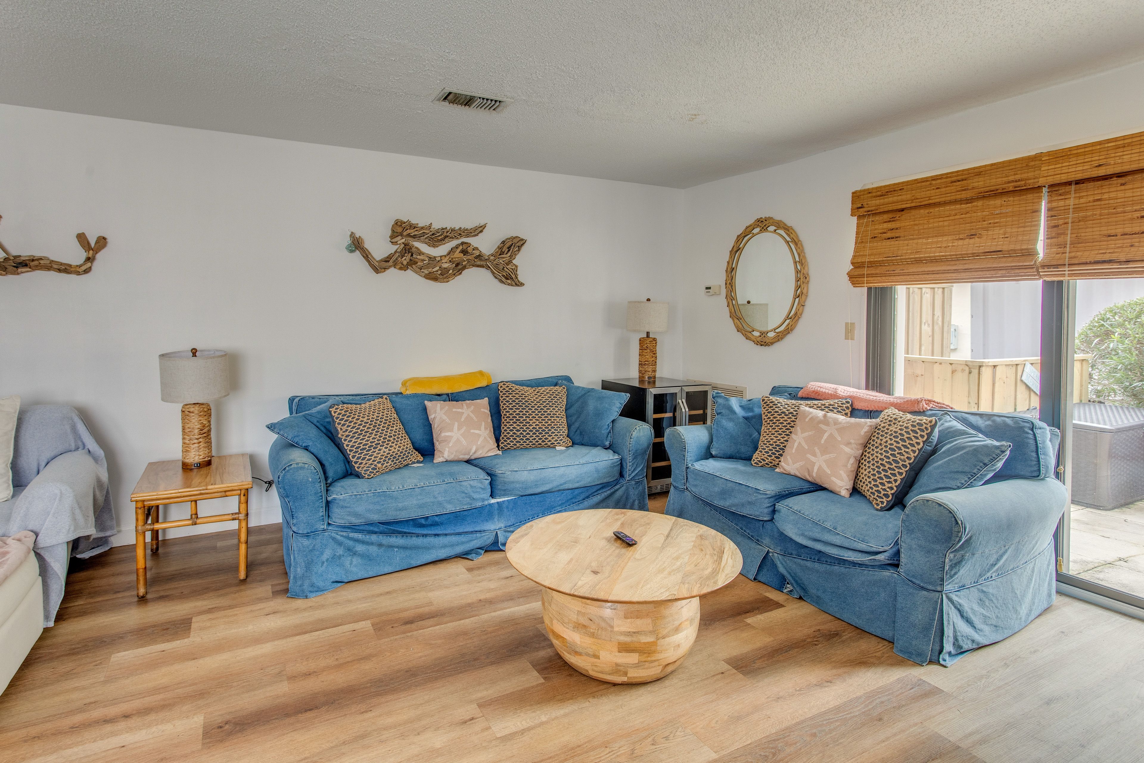 Living Room | Smart TV | 1st Floor