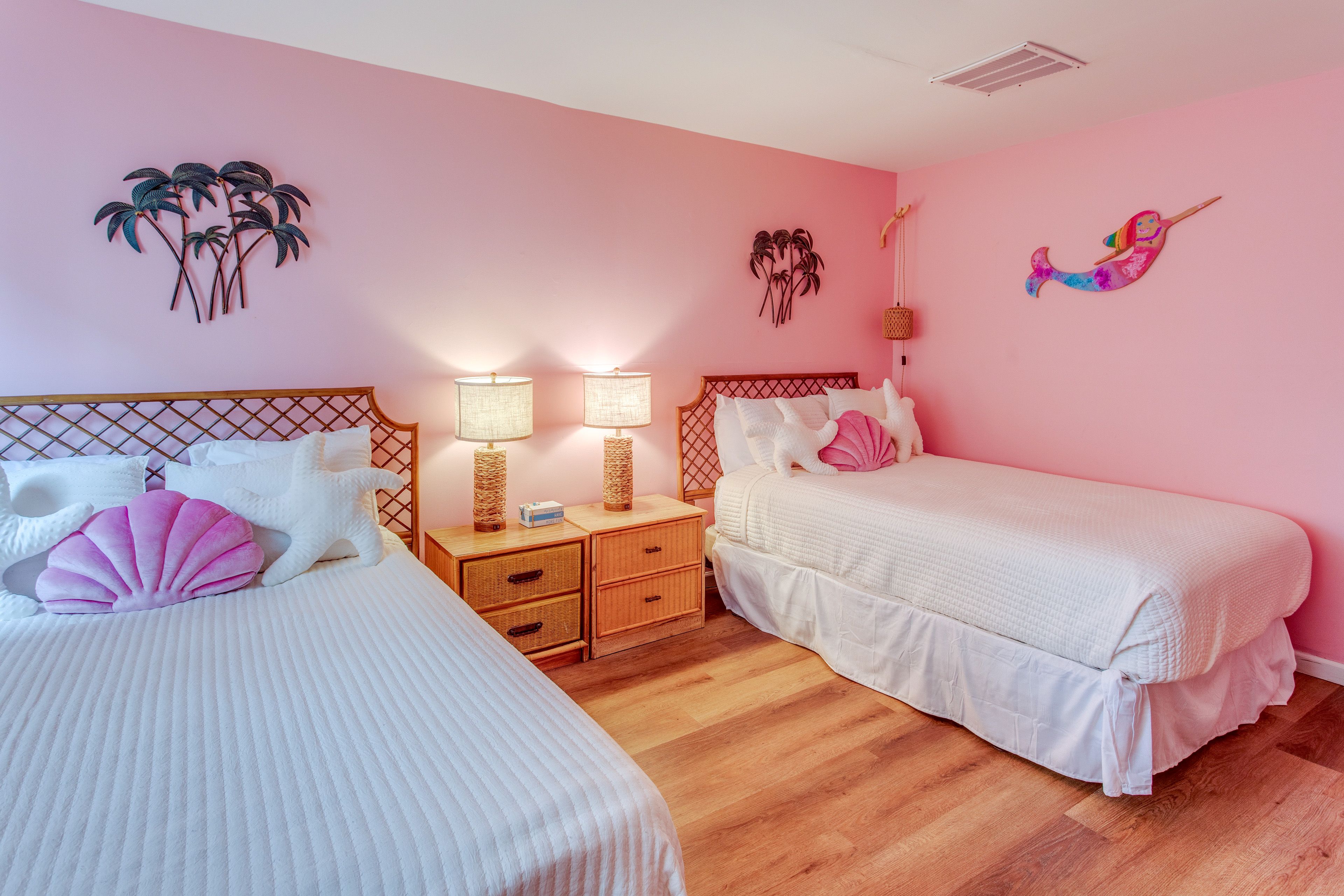 Bedroom 2 | 2 Queen Beds | Smart TV | 2nd Floor