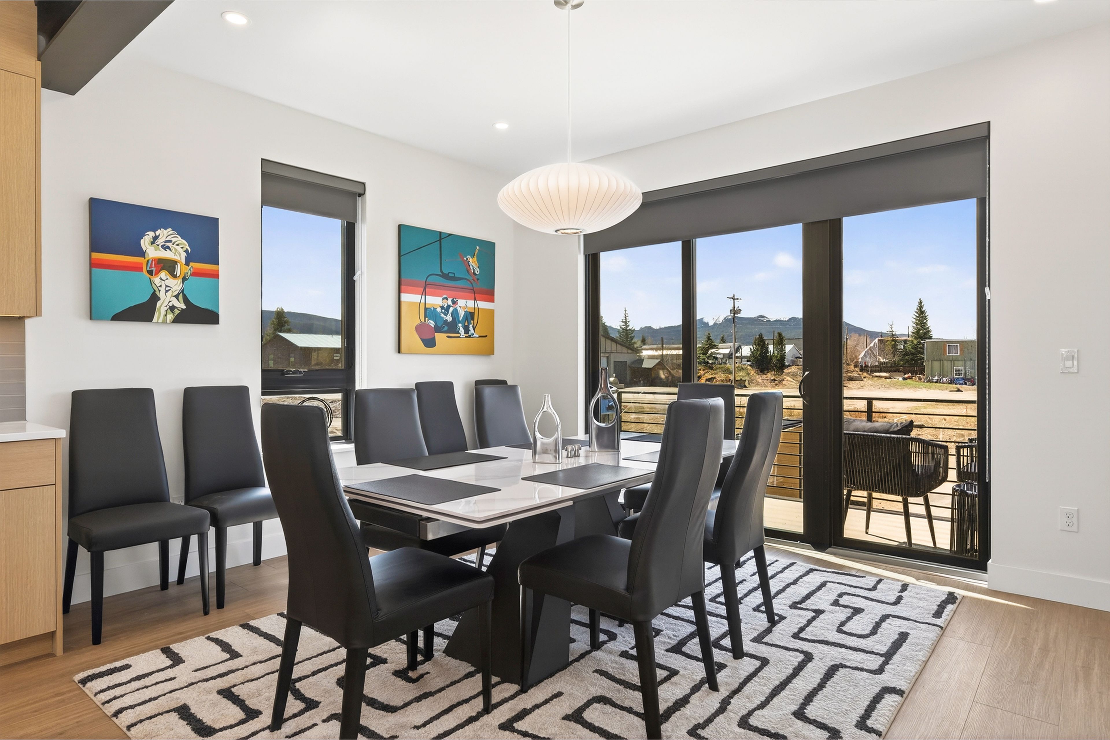 Dining Area | Dishware/Flatware Provided | 2nd Floor