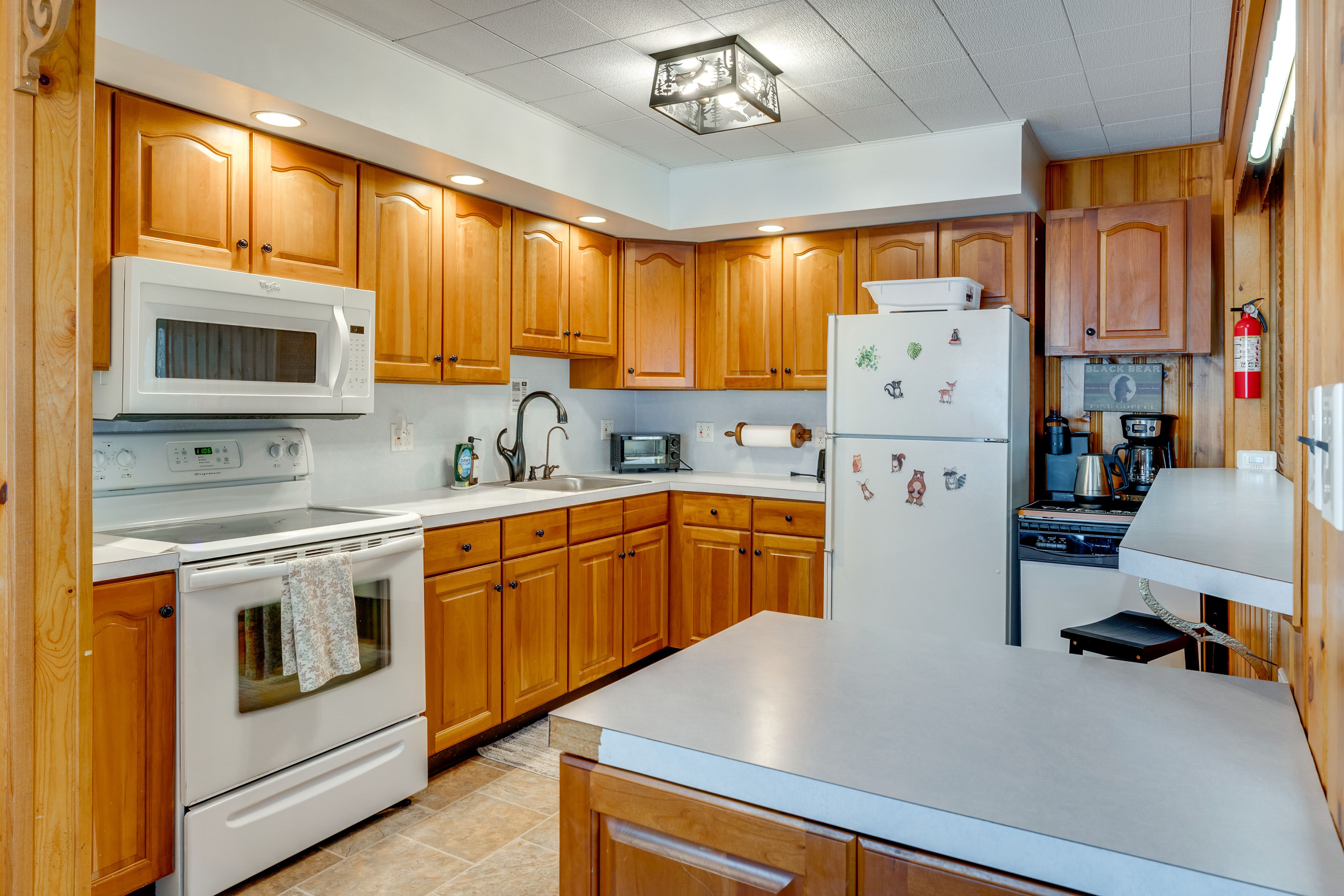 Kitchen | Dishwasher | Toaster Oven