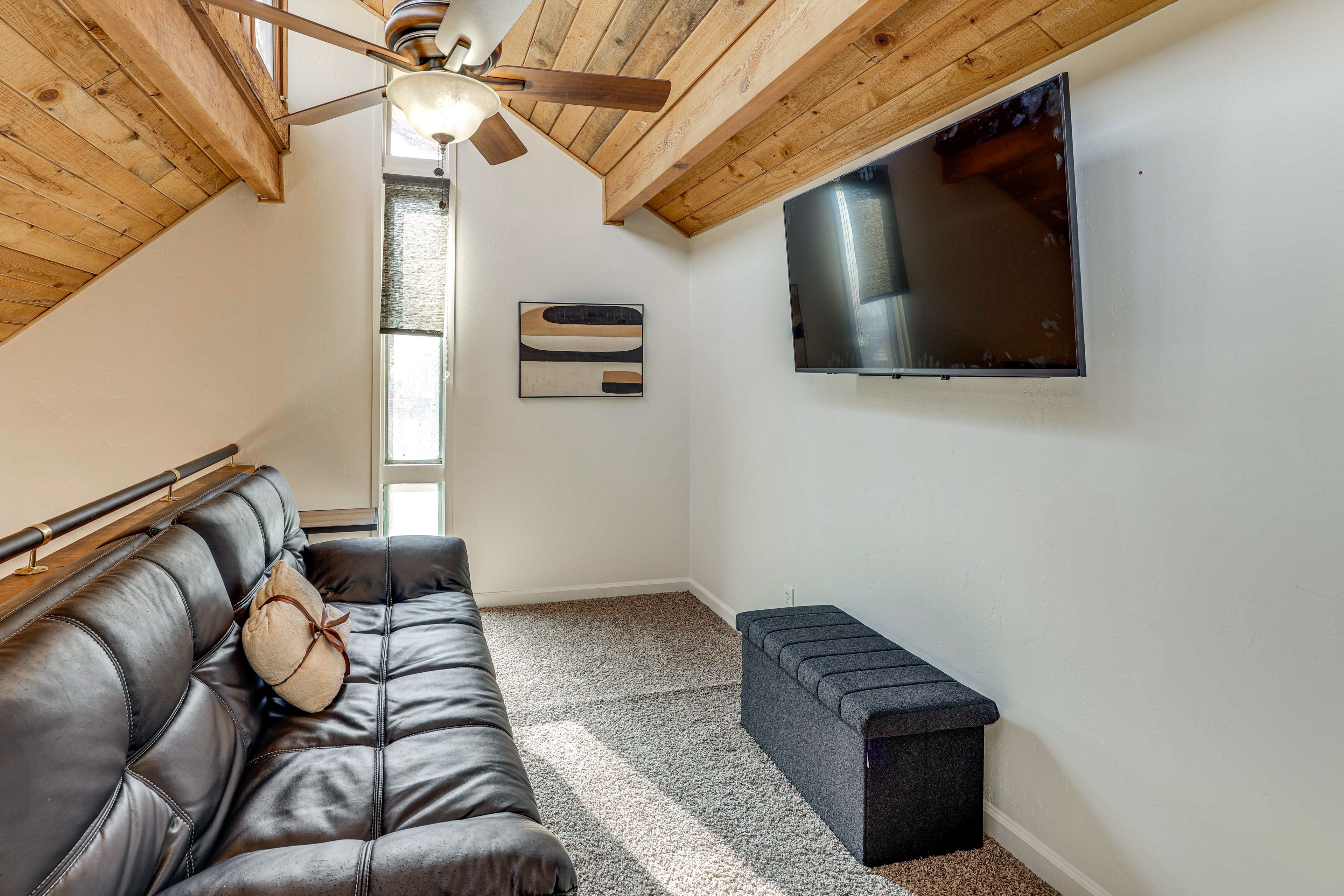 Loft | 3rd Floor | Full Futon | Arcade Game | Smart TVs