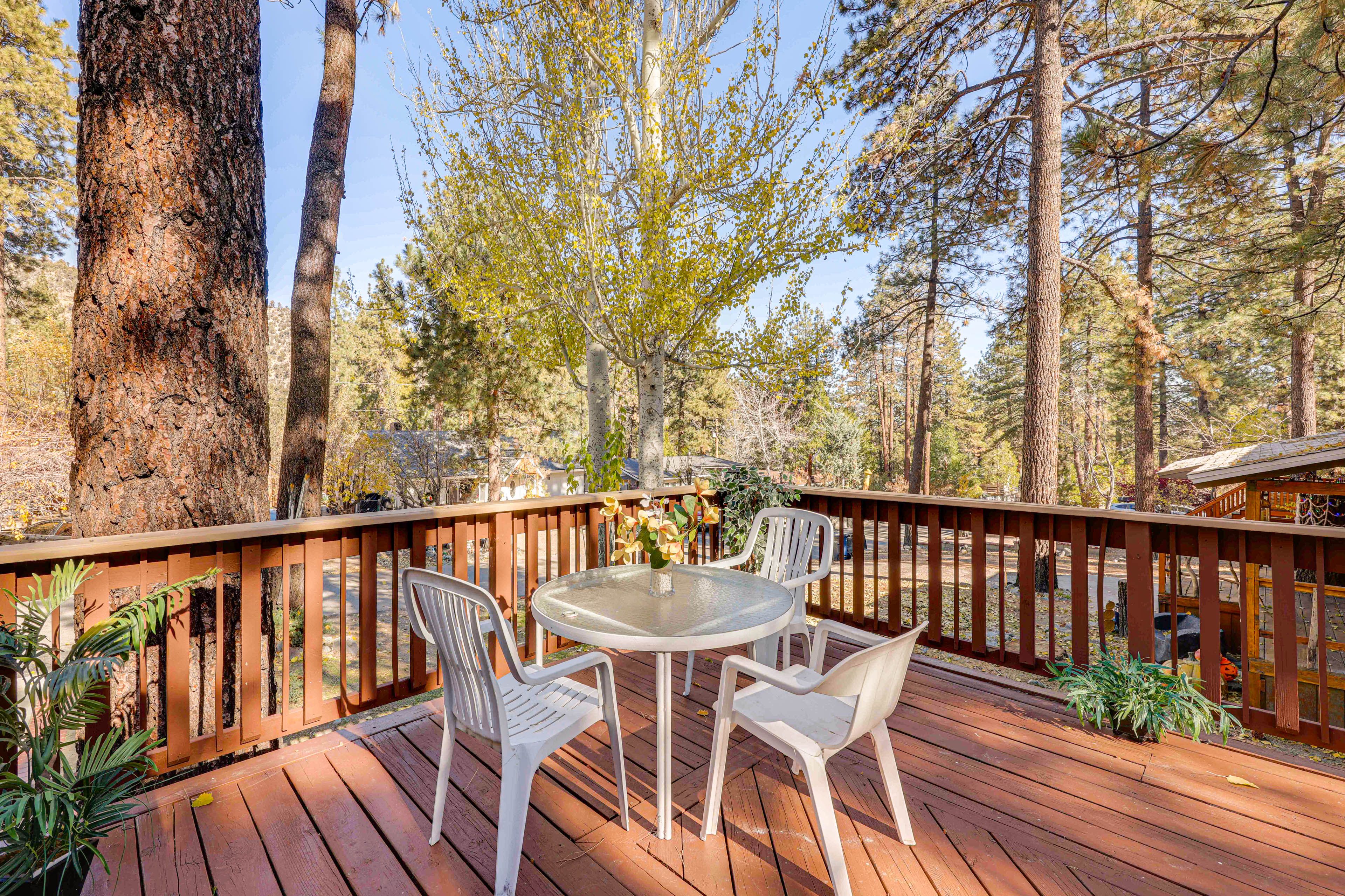Wrightwood Vacation Rental | 2BR | 2BA | 1,218 Sq Ft | Stairs Required