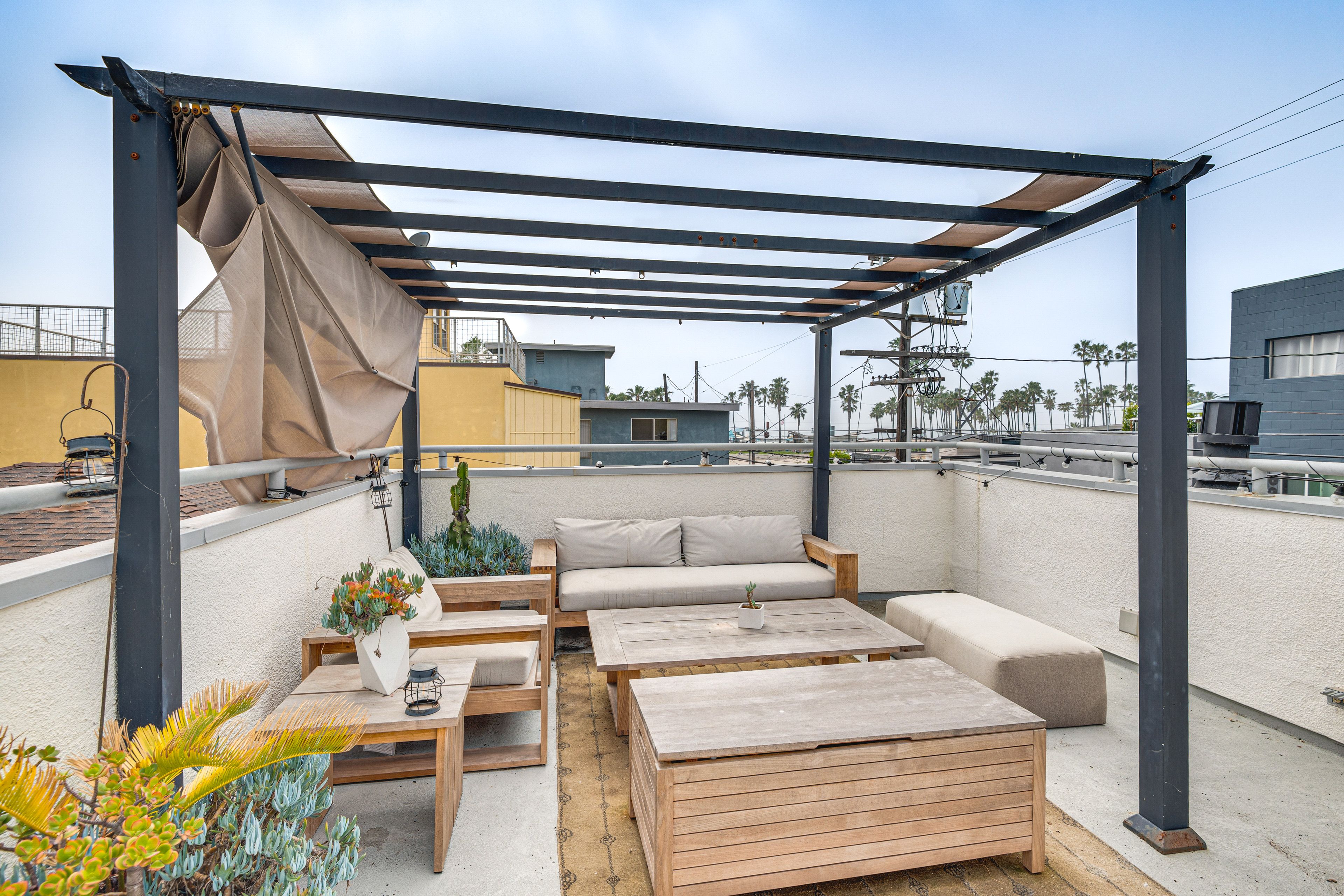 Rooftop Deck