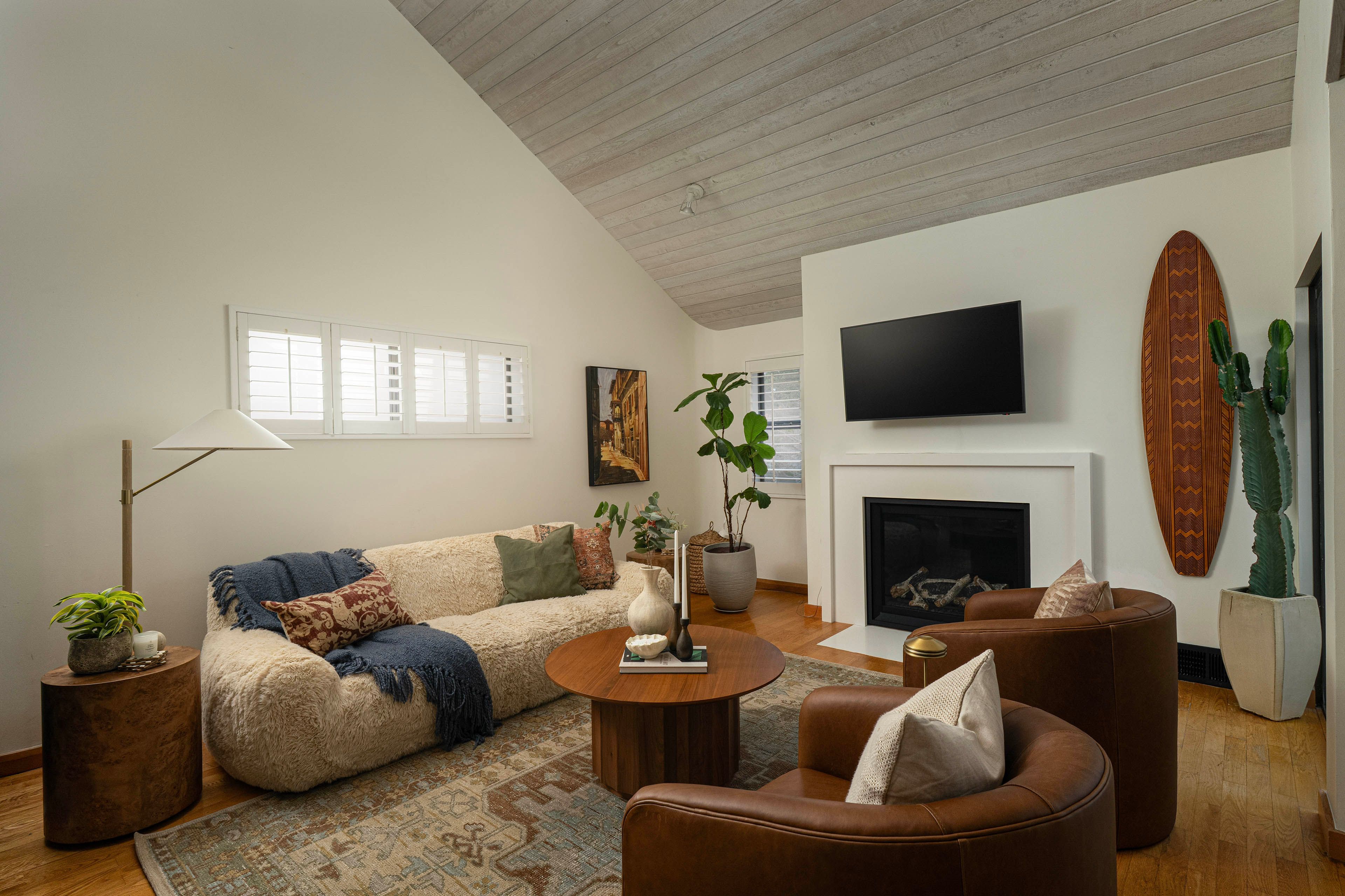 Los Angeles Vacation Rental | 1BR | 3BA | 2,400 Sq Ft