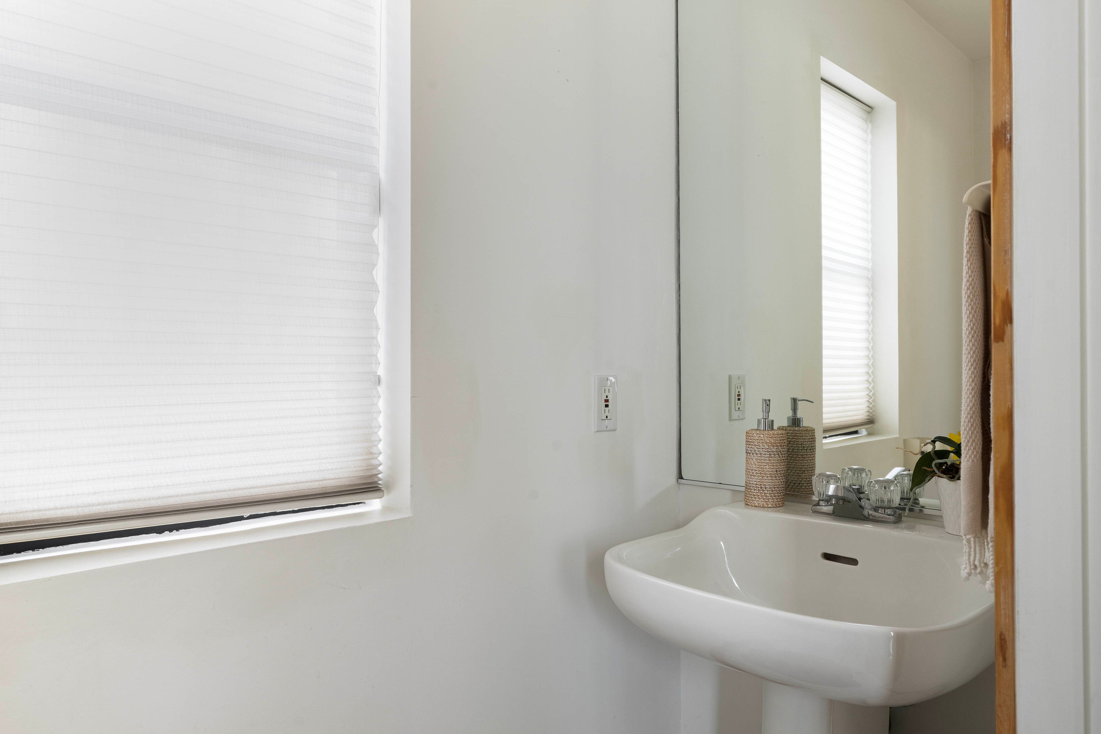 Half Bathroom | Upper Level