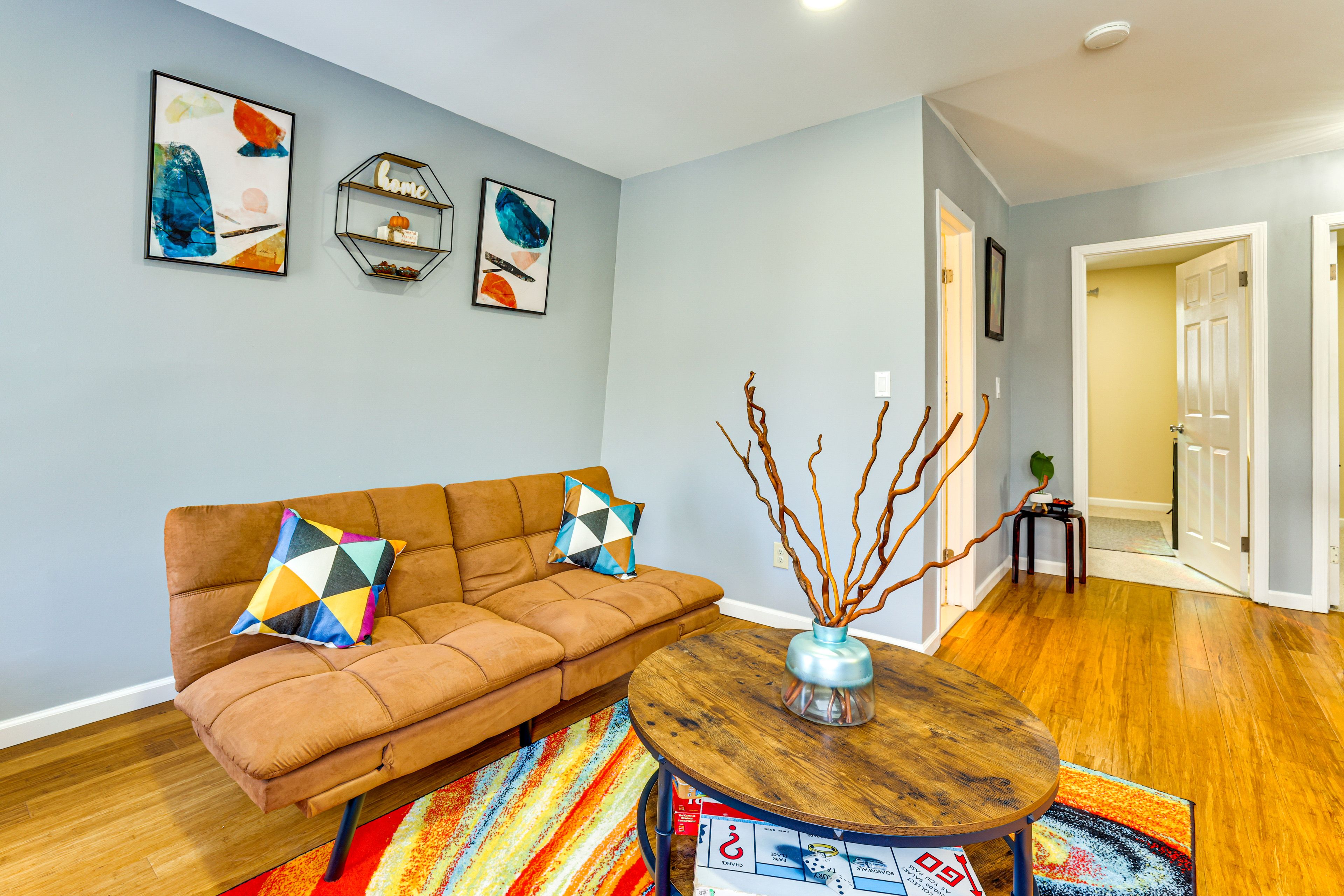 Loft | 2nd Floor | Queen Futon