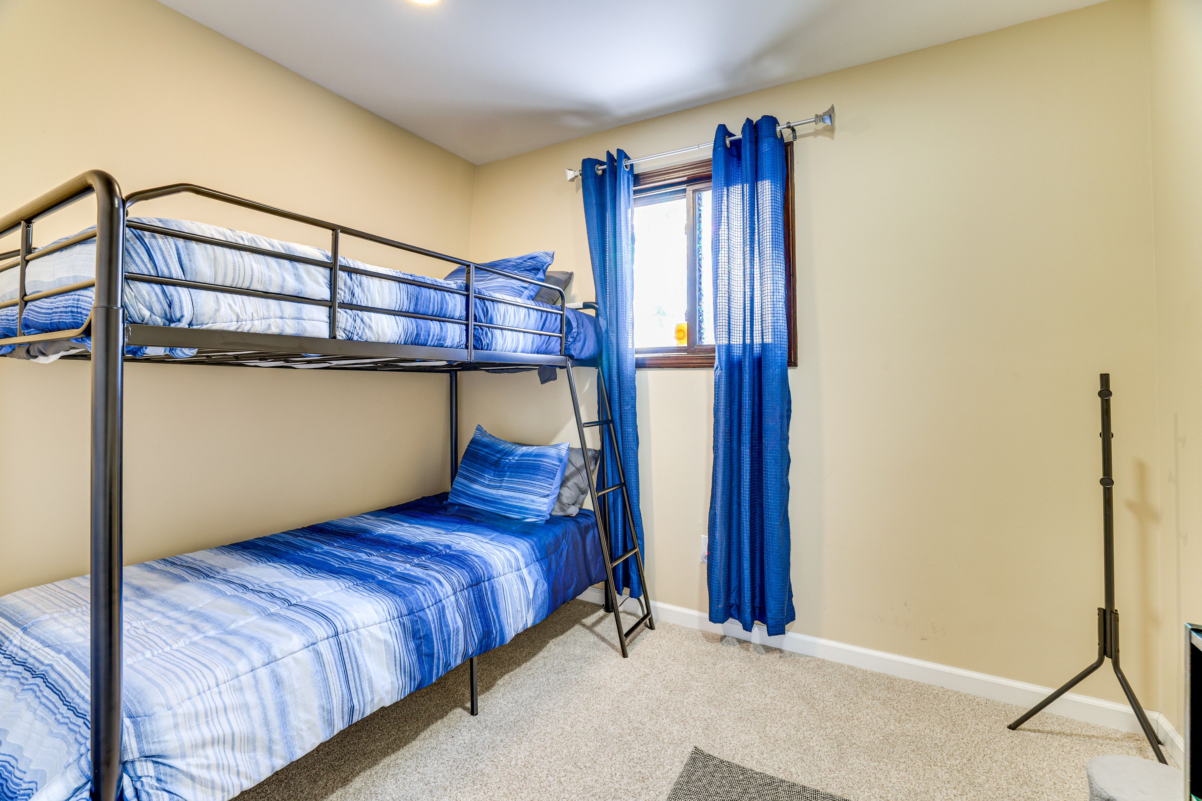 Bedroom 2 | 2nd Floor | Twin Bunk Bed