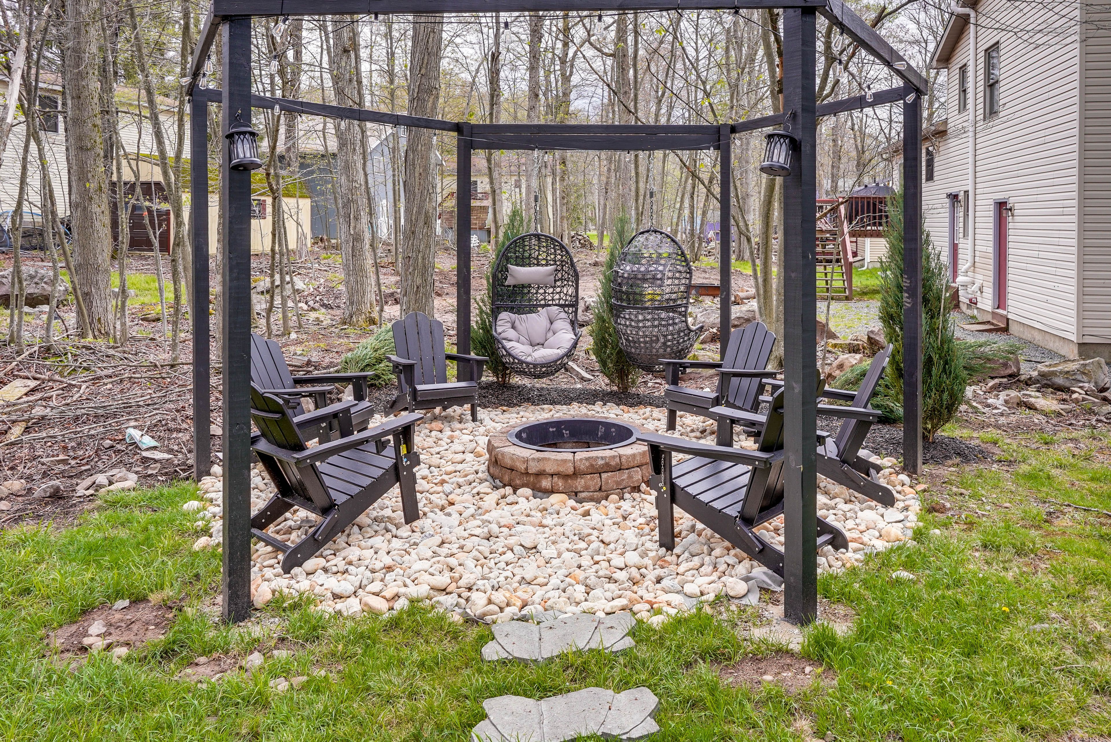 Backyard | Fire Pit