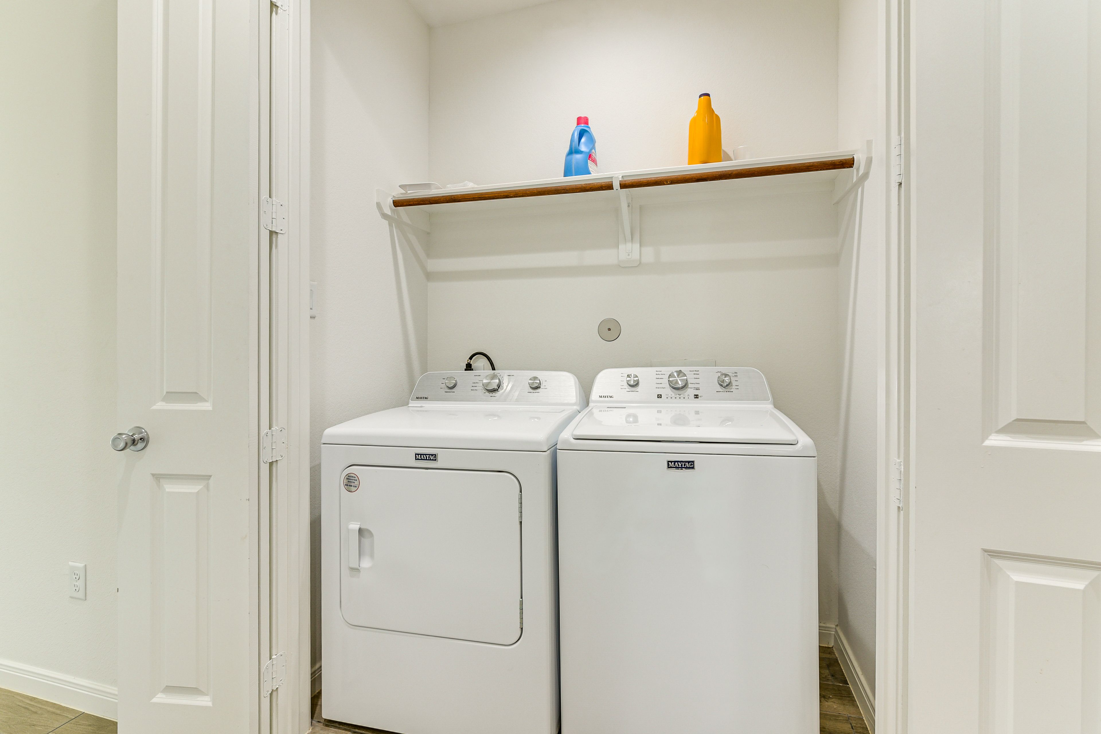 Washer & Dryer | 2nd Floor