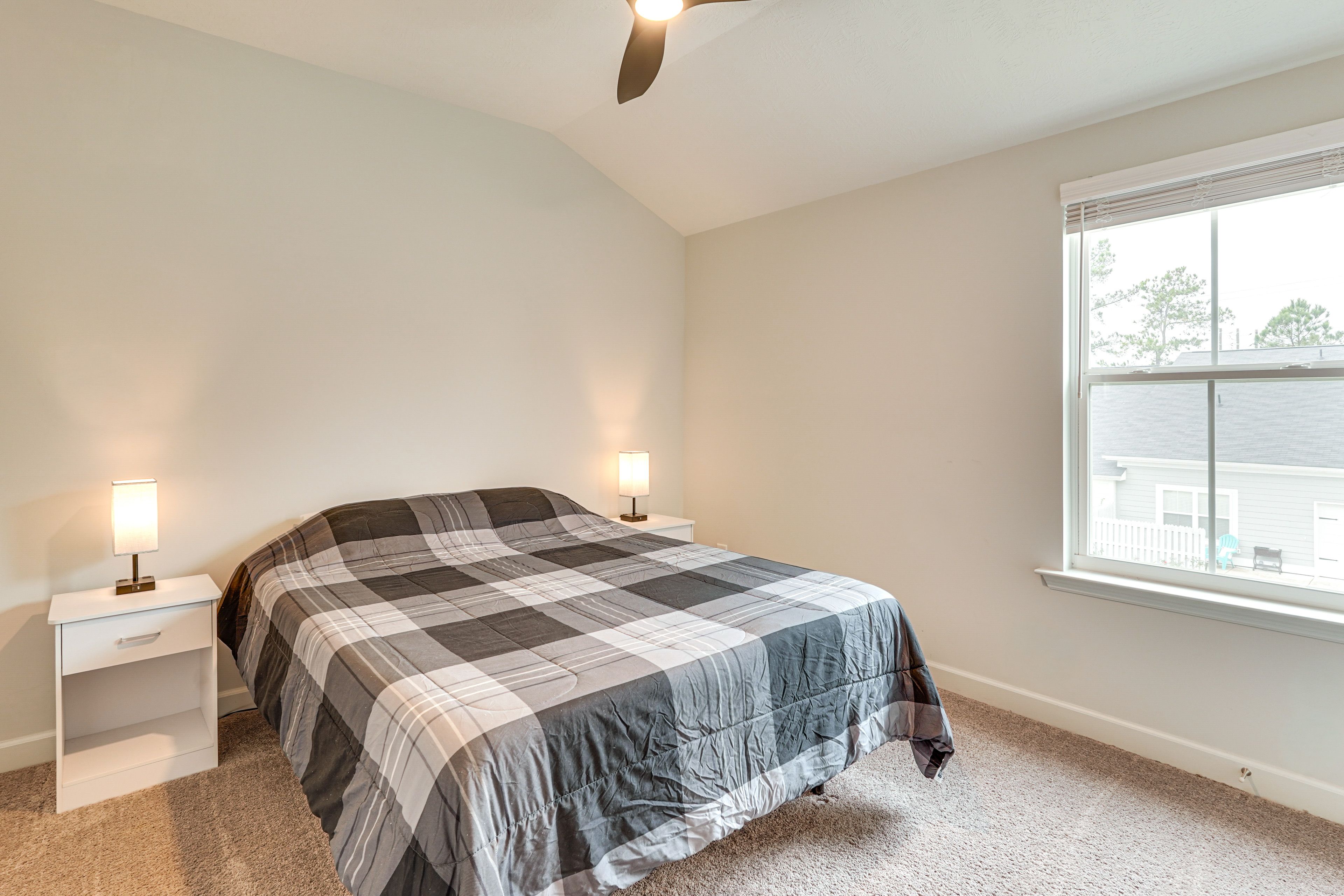 Bedroom 3 | Queen Bed | 2nd Floor